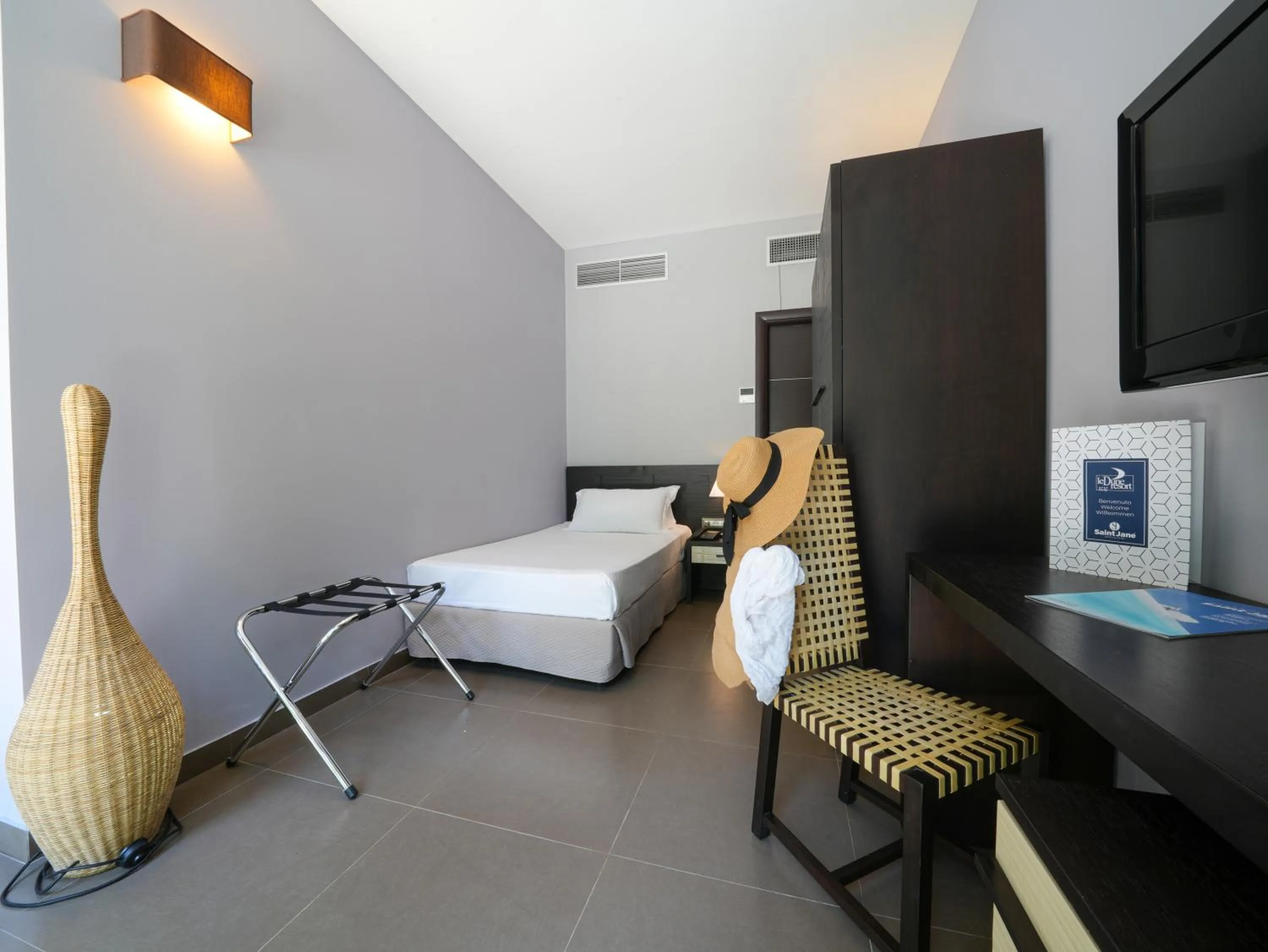 Bedroom, Bed in Le Dune Resort