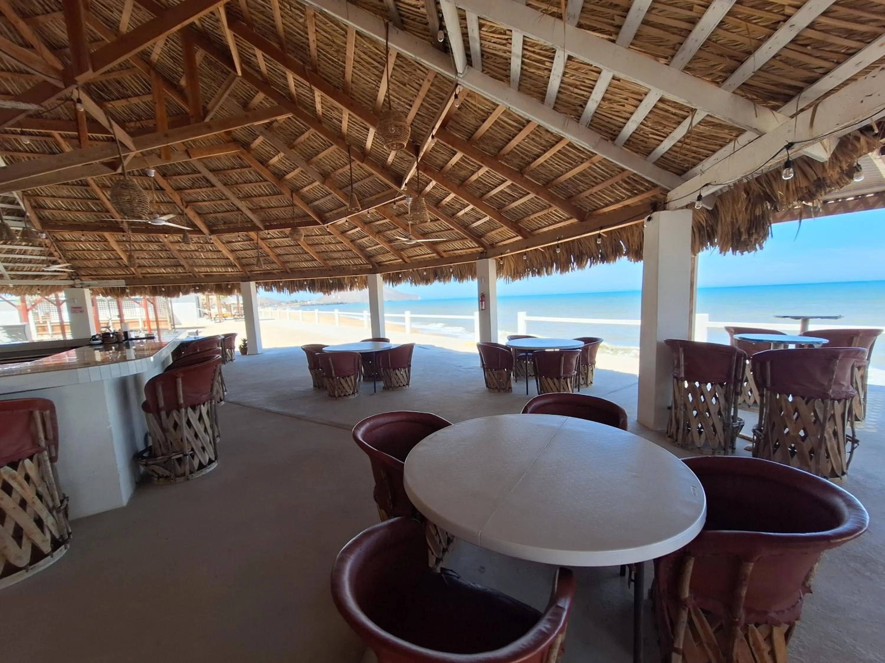 #55 Suite Bungalow Seaside Hotel & Victors RV Park