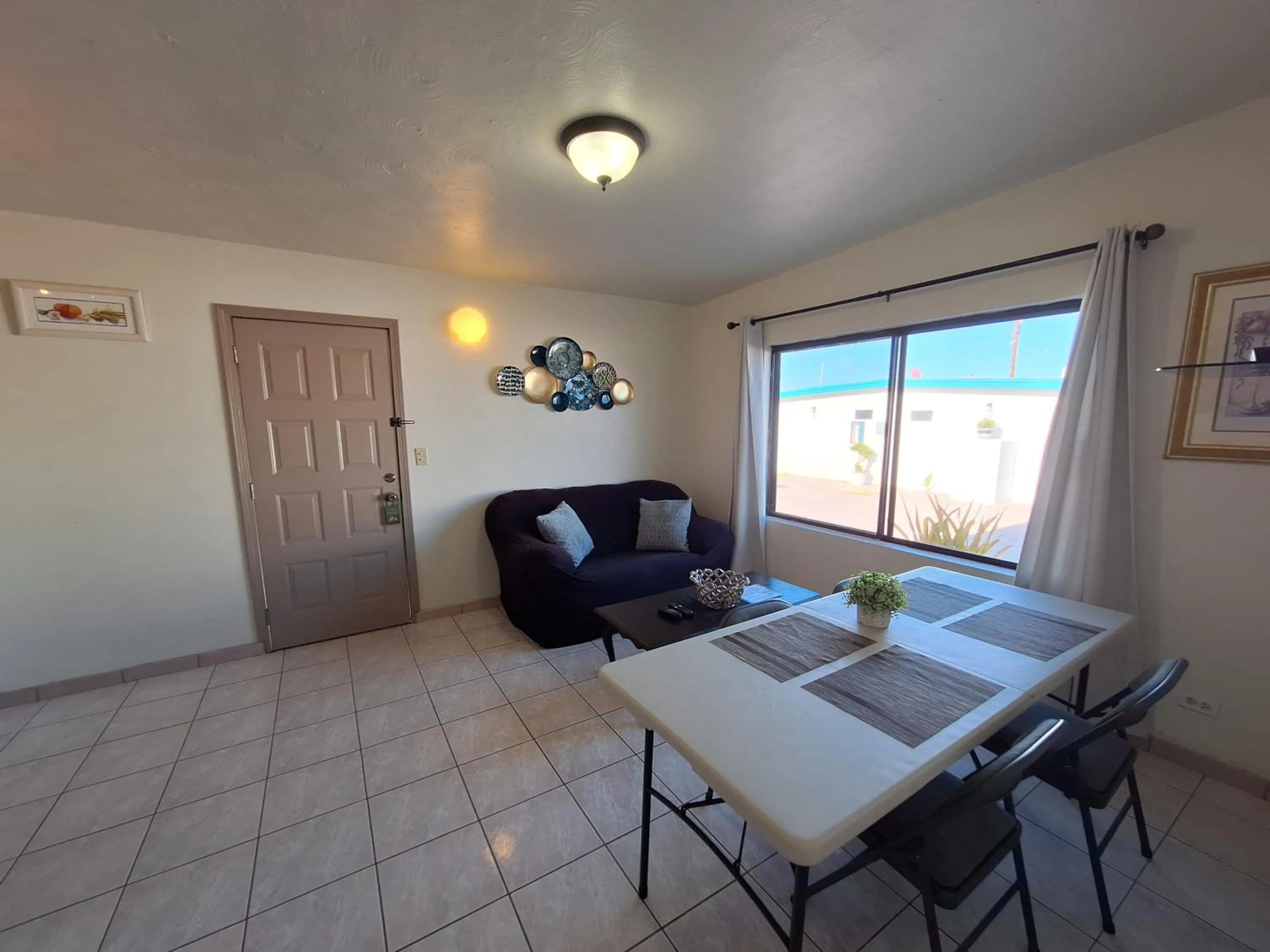 #55 Suite Bungalow Seaside Hotel & Victors RV Park