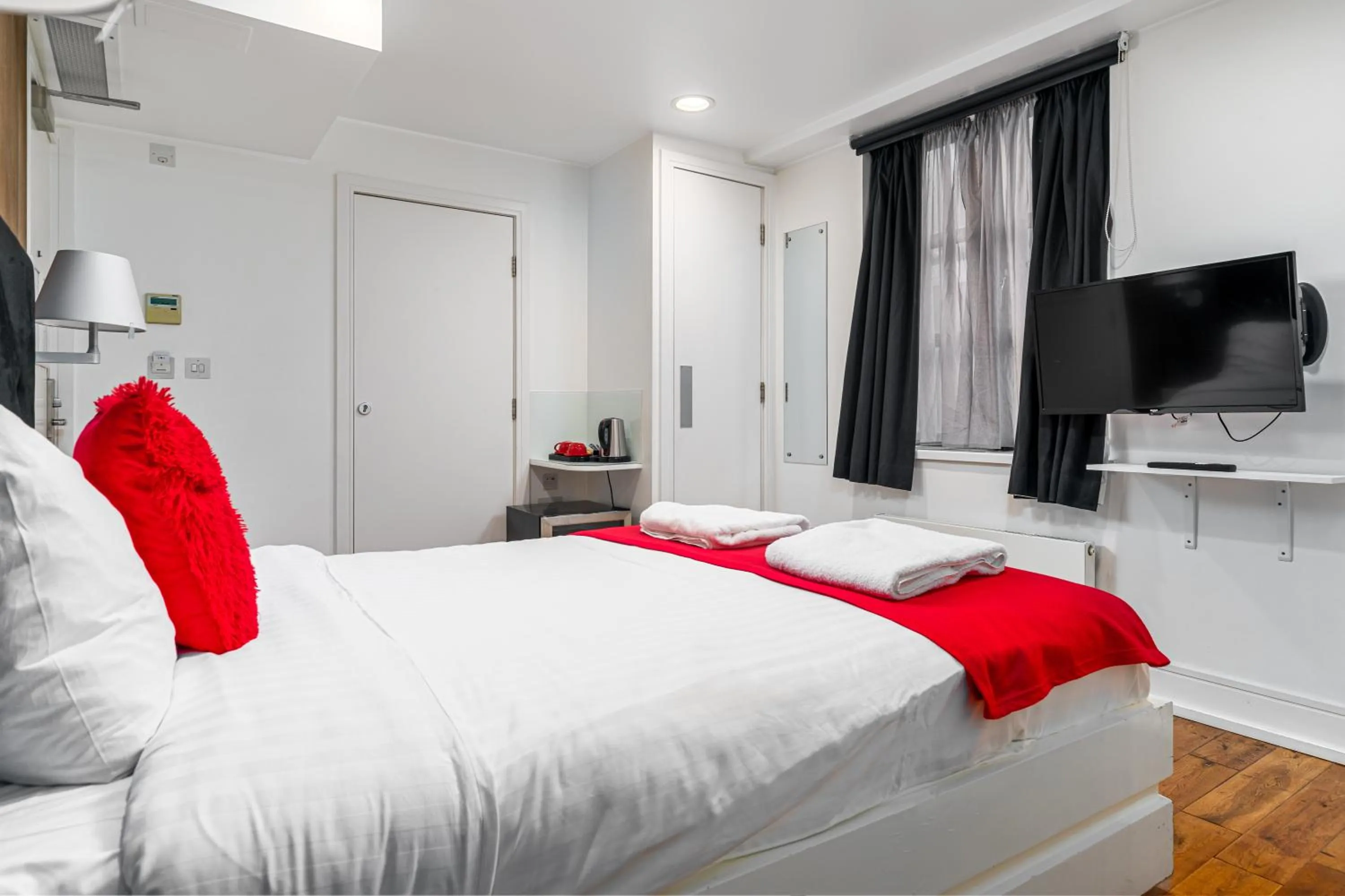 Bed in The Whitechapel