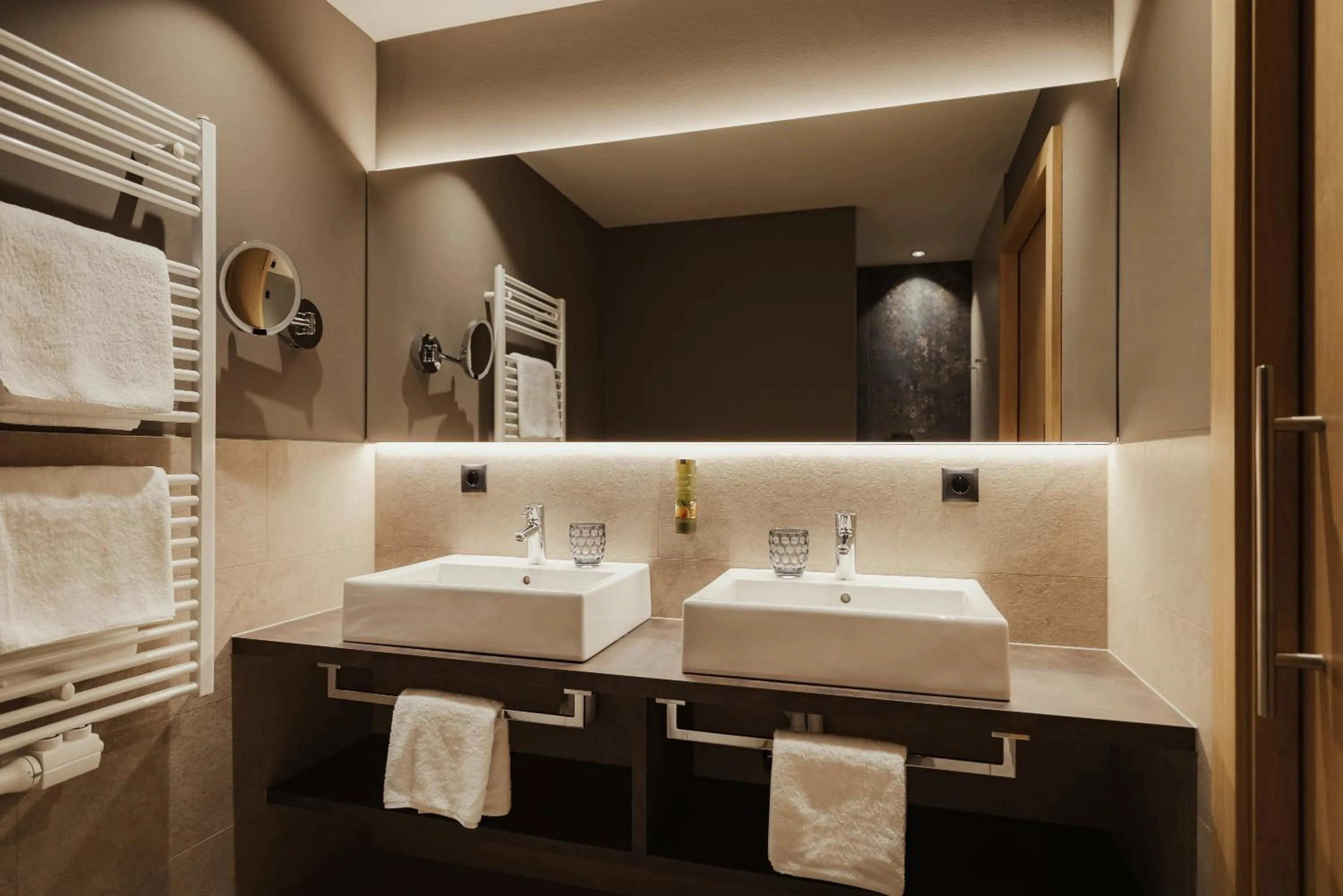 Bathroom in Hotel B&B Feldmessner