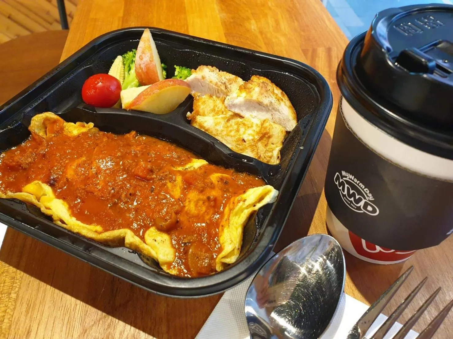 Breakfast in Meander 1948