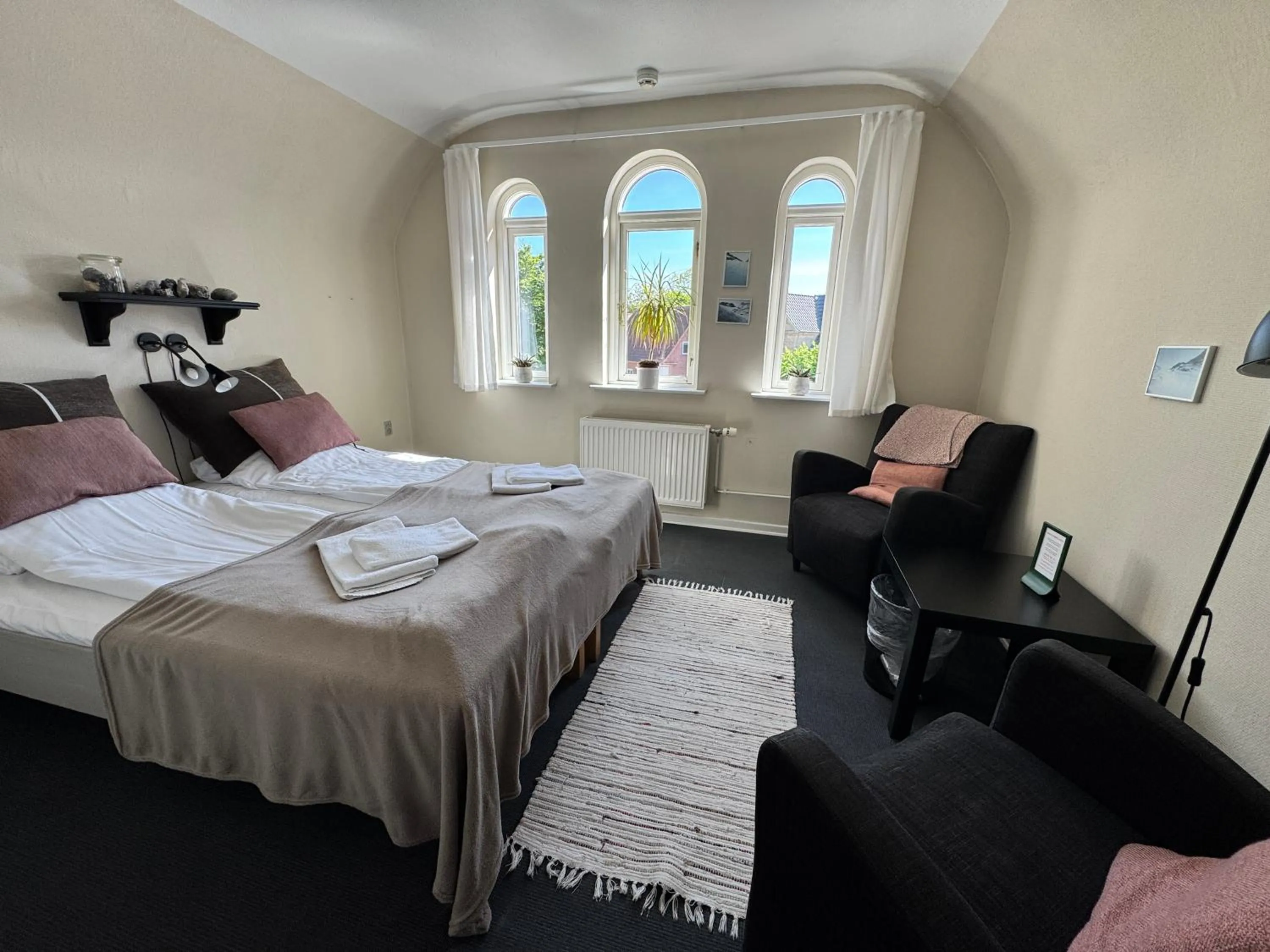 Bed in Gredstedbro Hotel