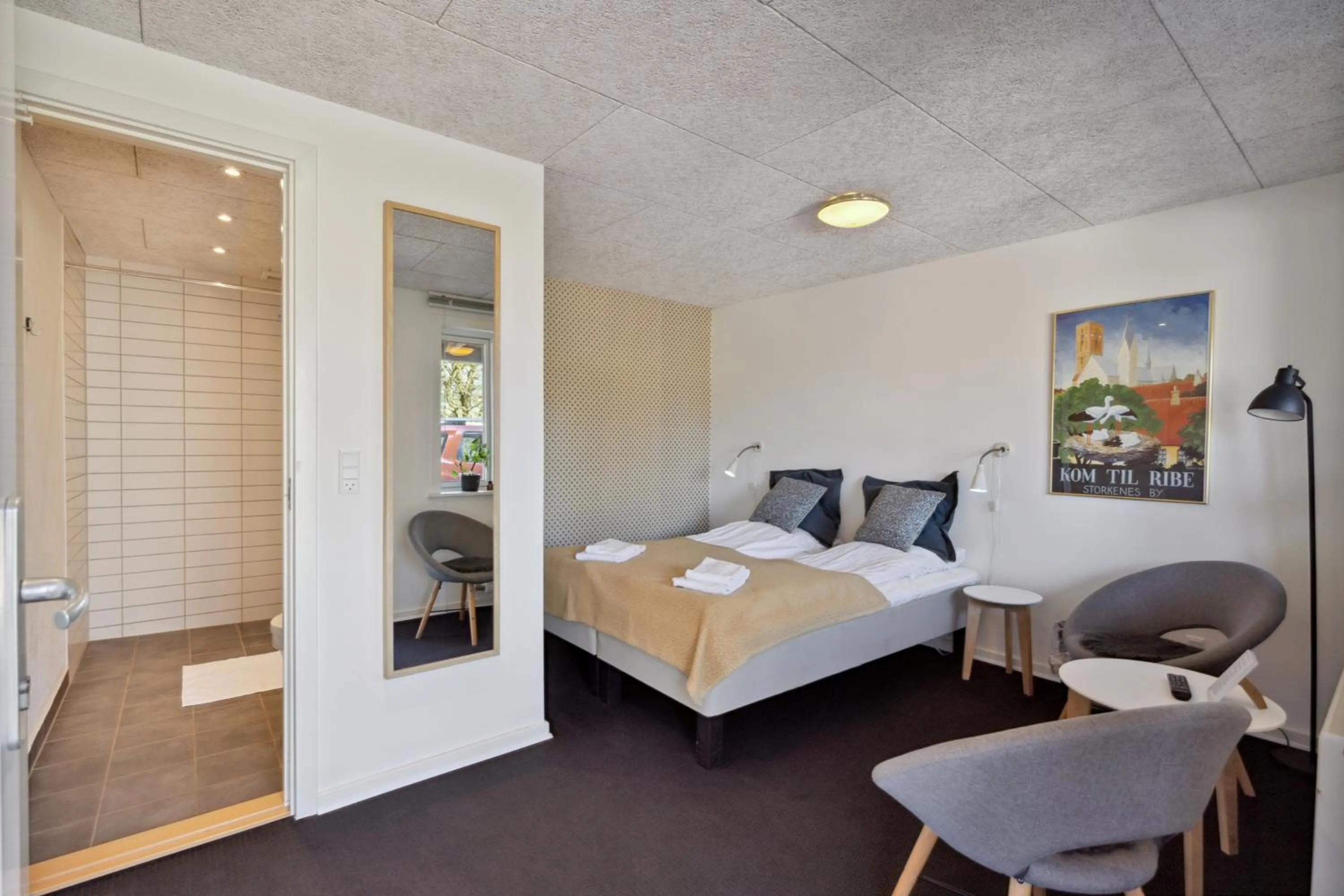 Bedroom, Bed in Gredstedbro Hotel