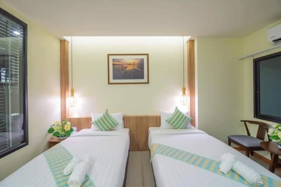 Bedroom, Bed in Pura Nakhon Hotel