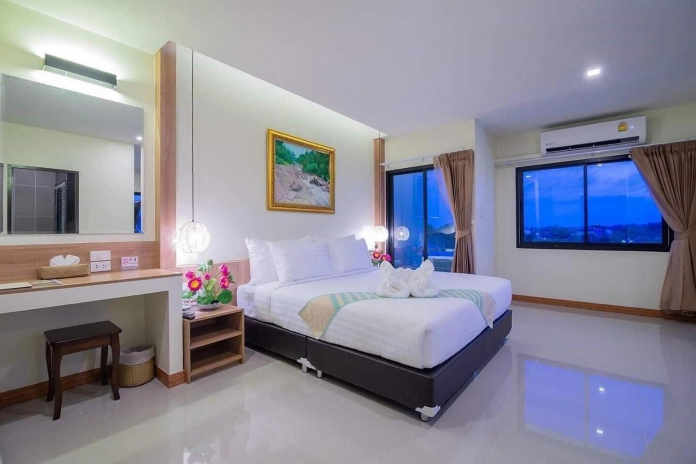 Bedroom, Bed in Pura Nakhon Hotel