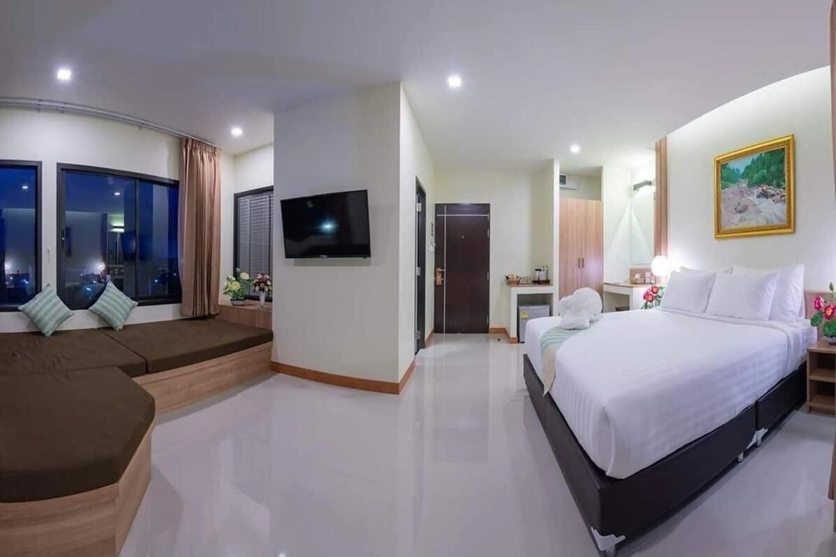 Bedroom, Bed in Pura Nakhon Hotel