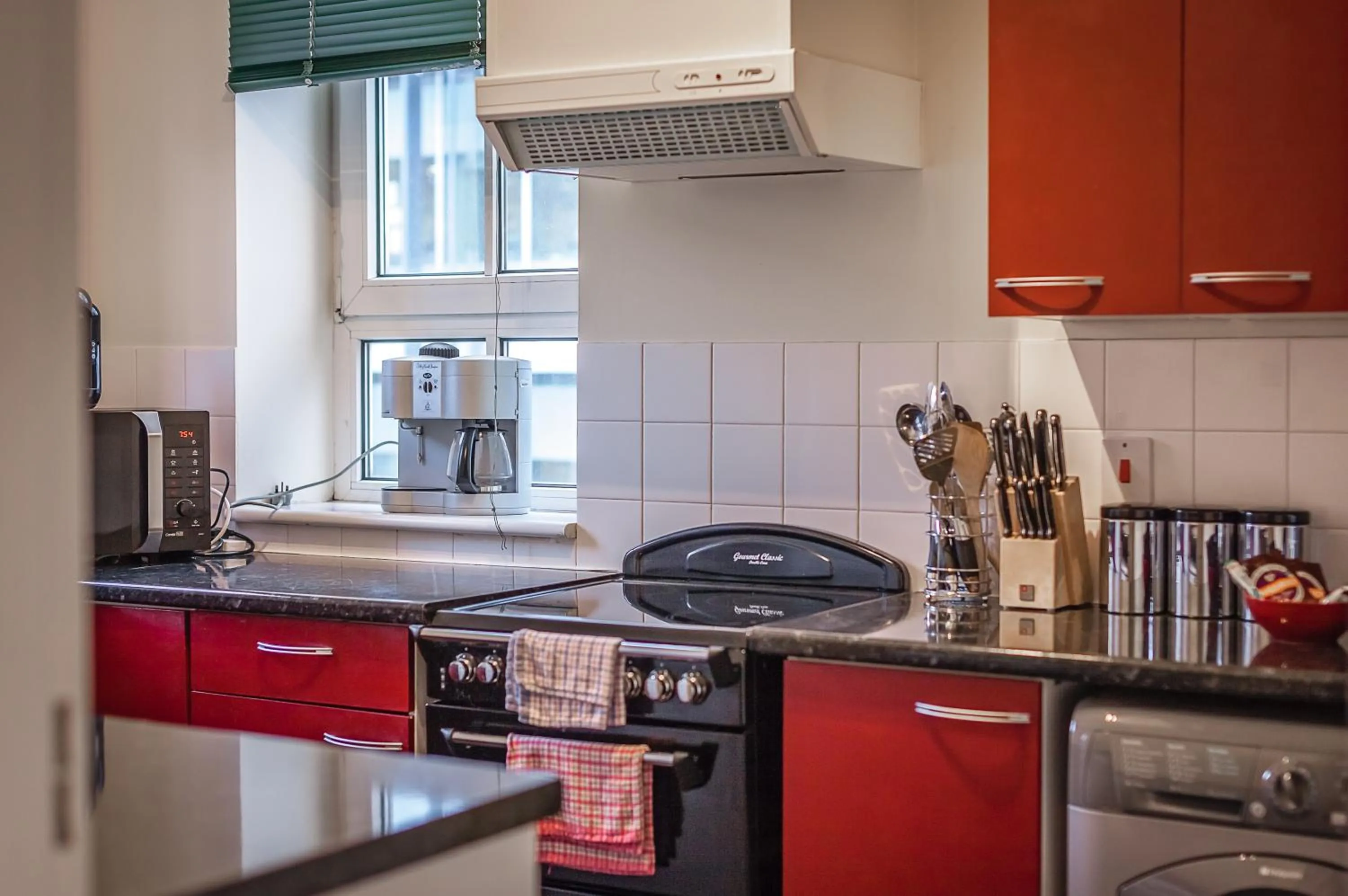 Kitchen or kitchenette in LSE Bankside House