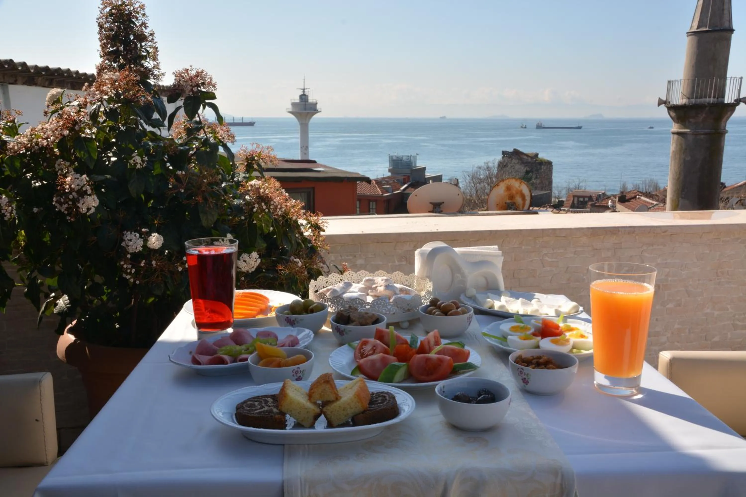 Breakfast in Dilhayat Kalfa Hotel