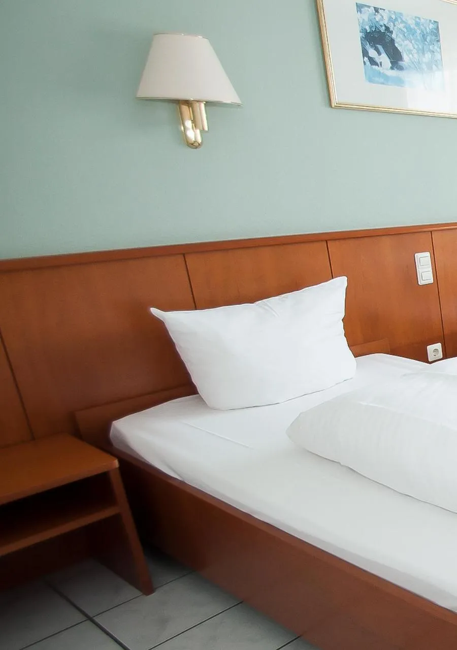 Photo of the whole room, Bed in Der Grüne Baum