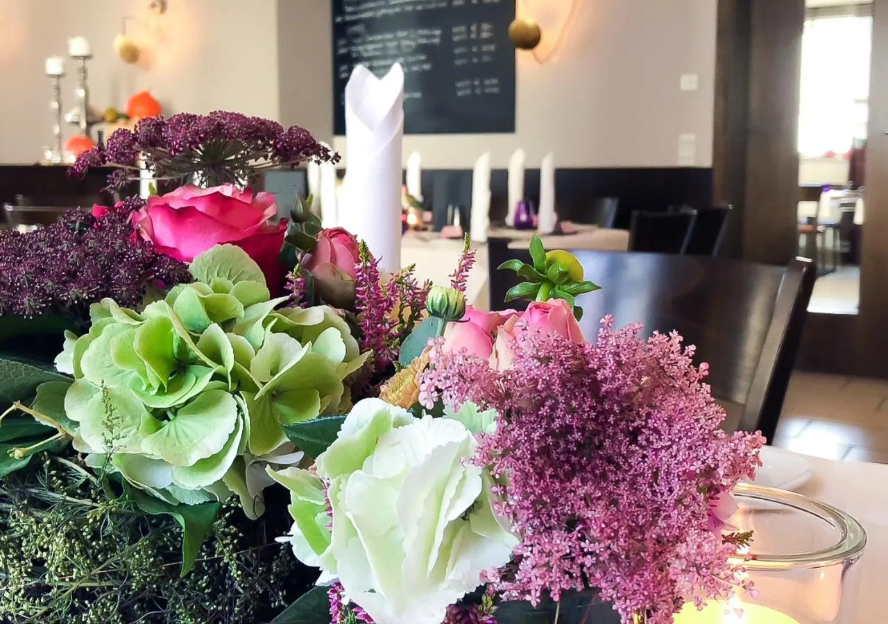 Restaurant/places to eat in Der Grüne Baum