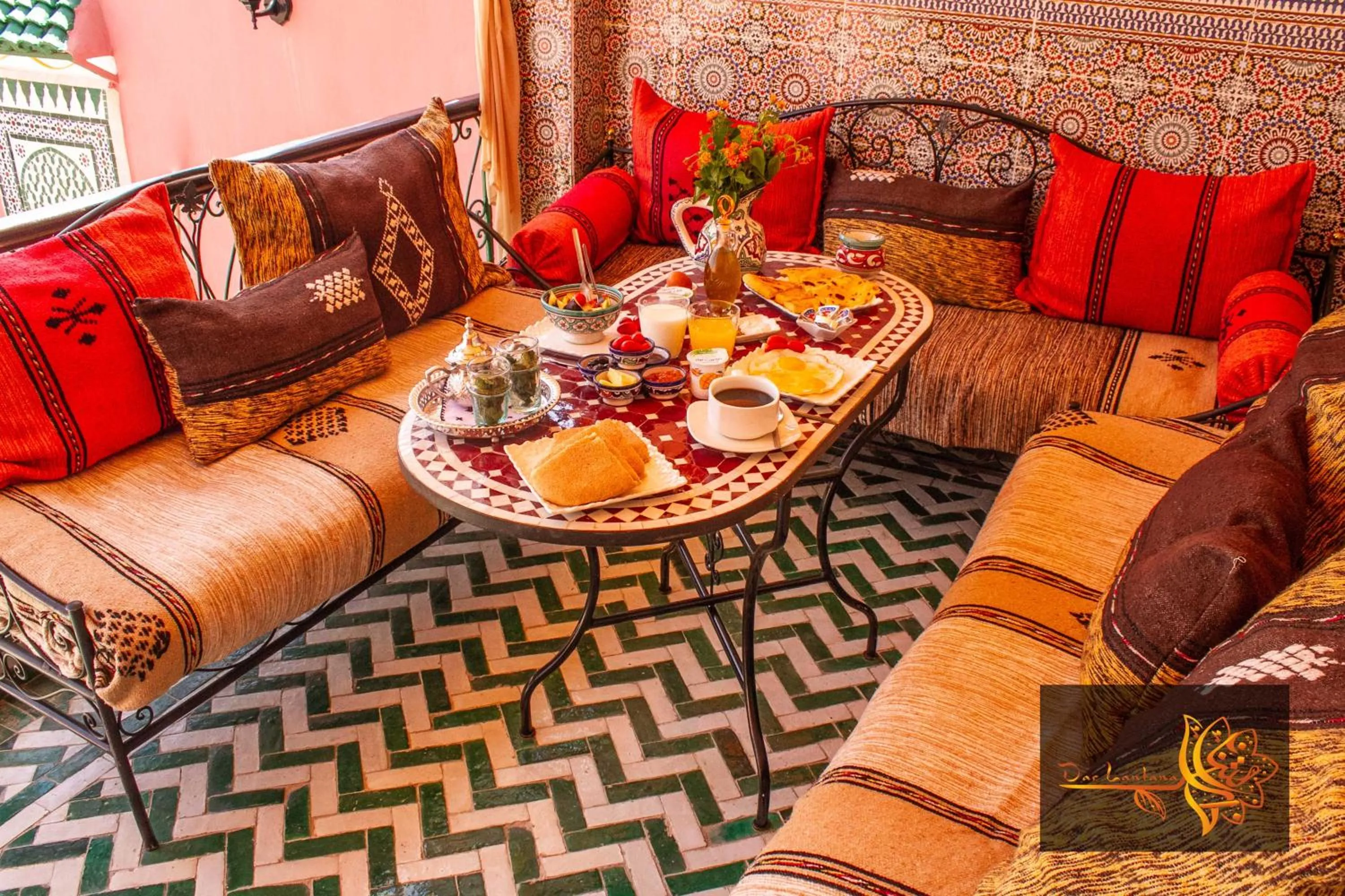 Seating area in Dar Lantana