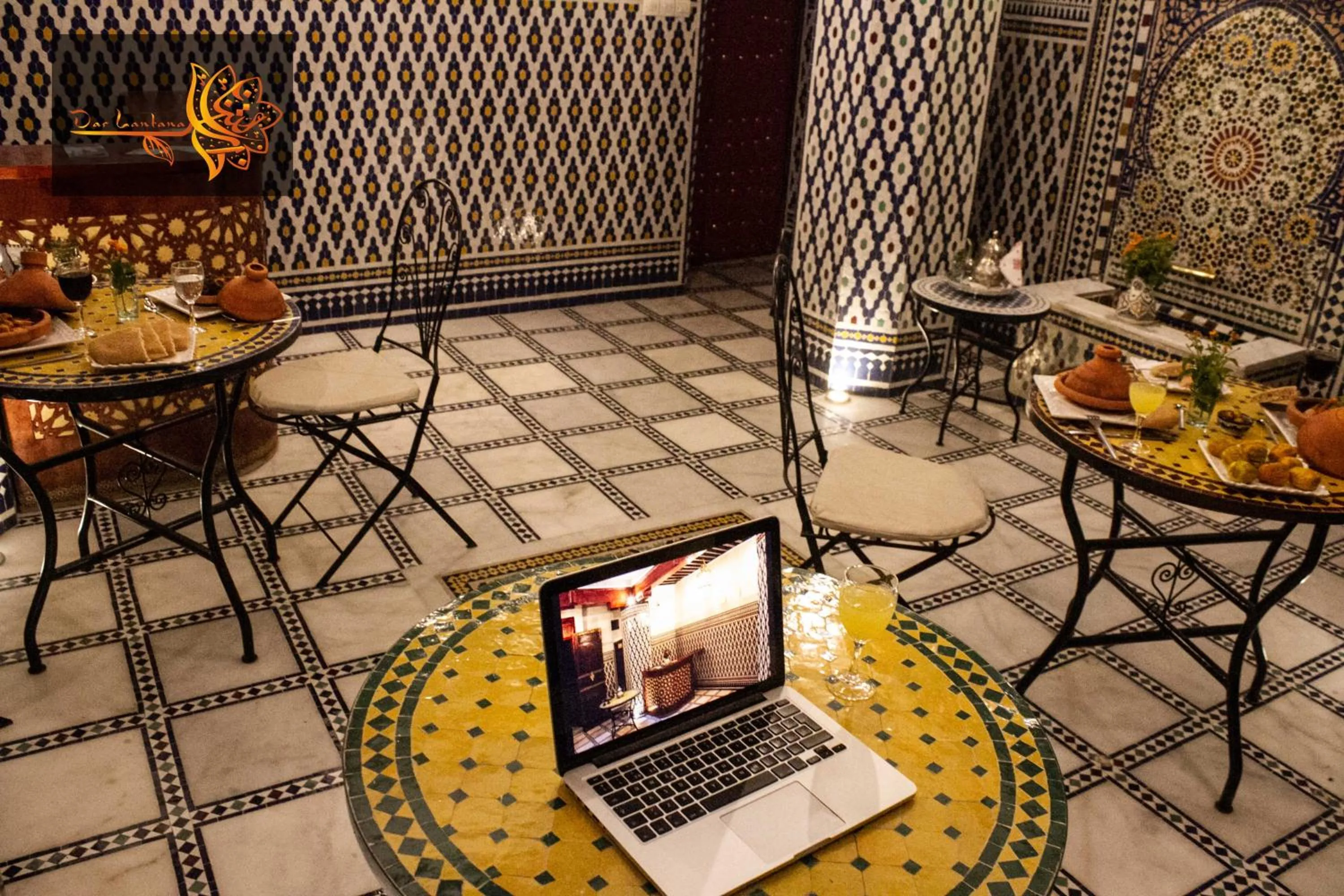 Patio in Dar Lantana