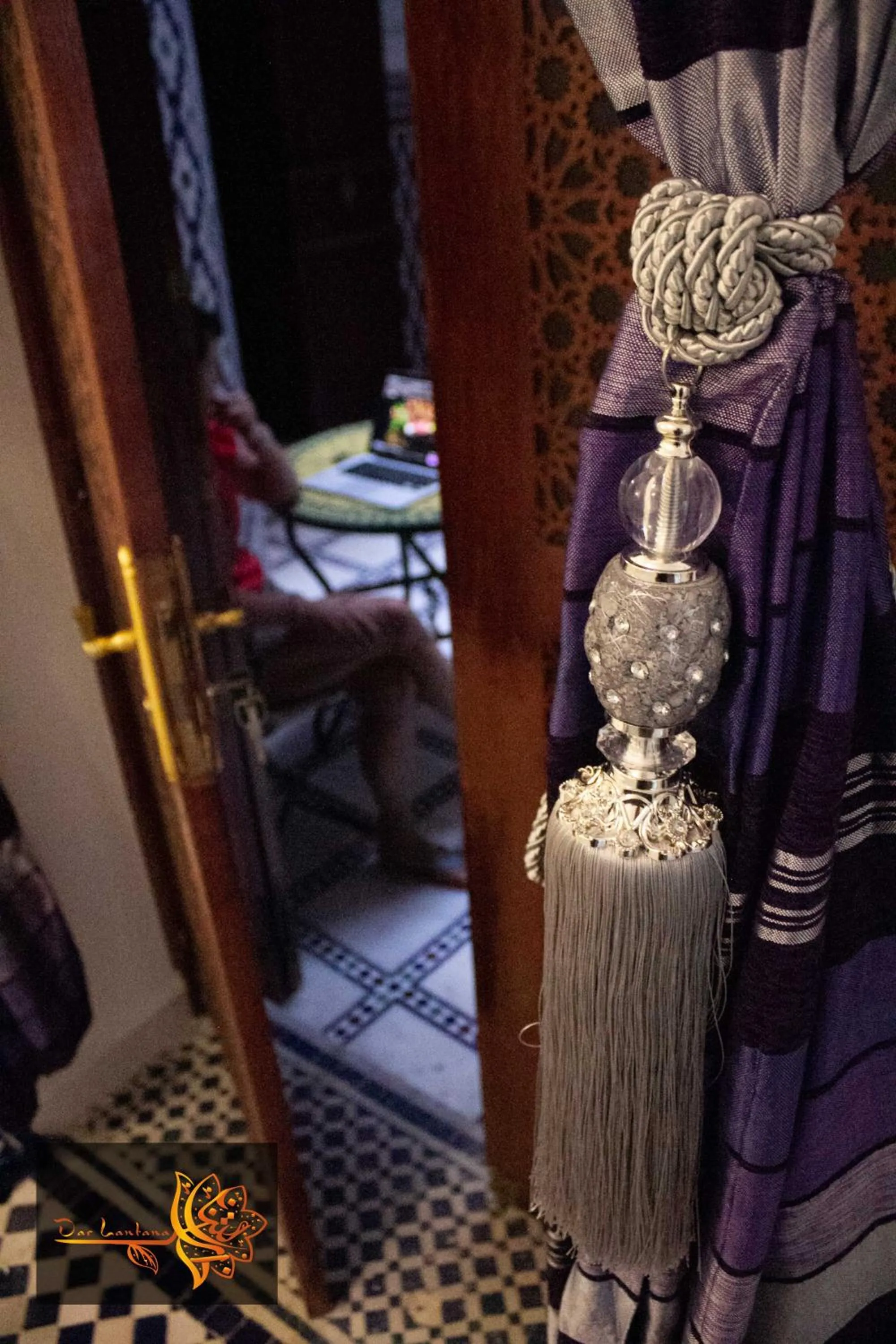 Decorative detail in Dar Lantana