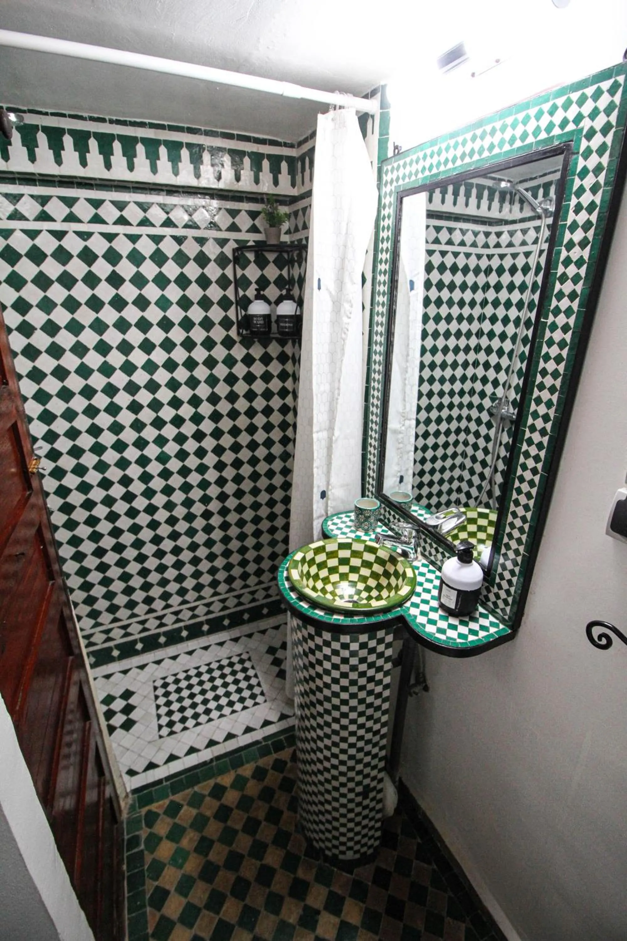 Bathroom in Dar Lantana