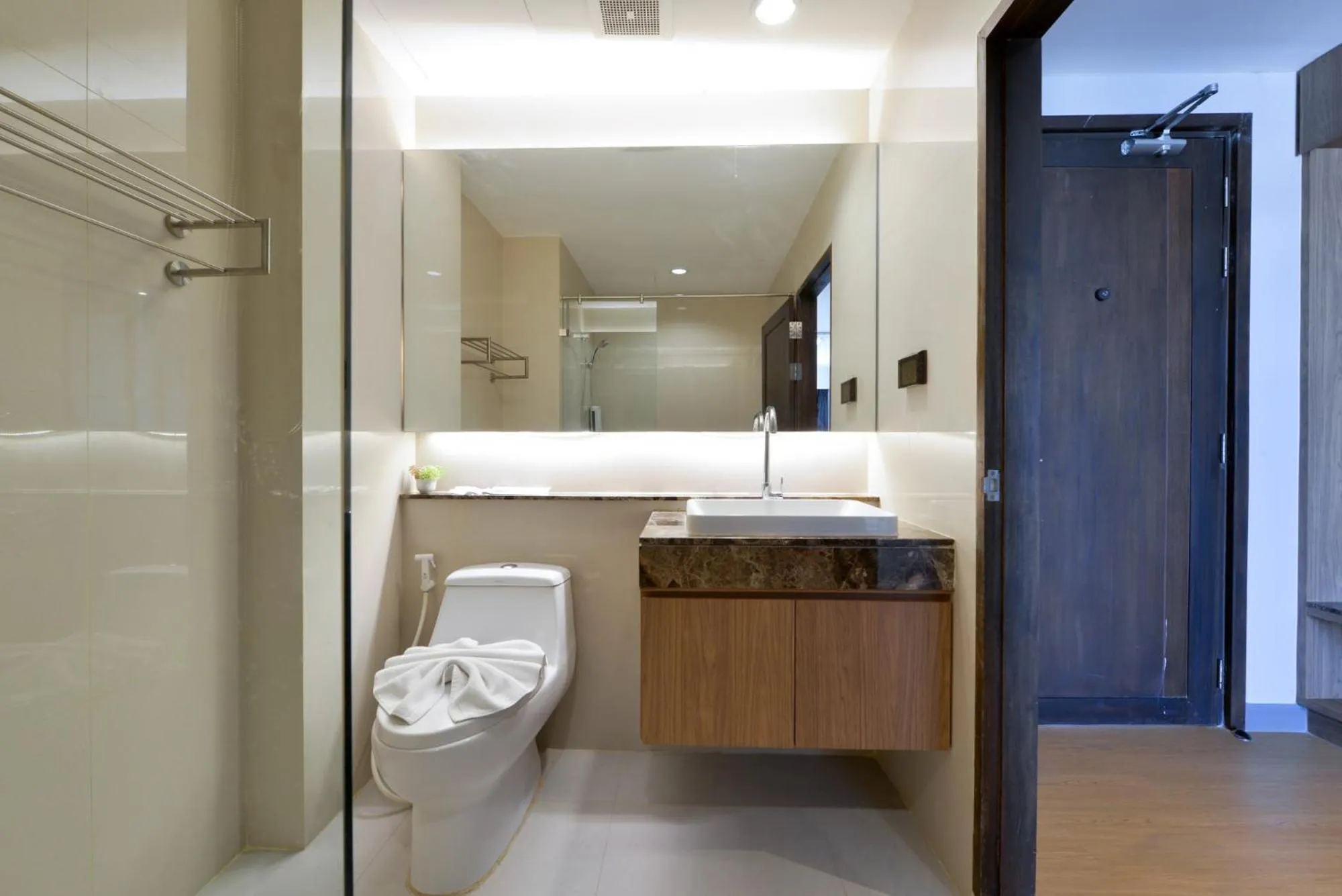 VST Residence -SHA PLUS Certified