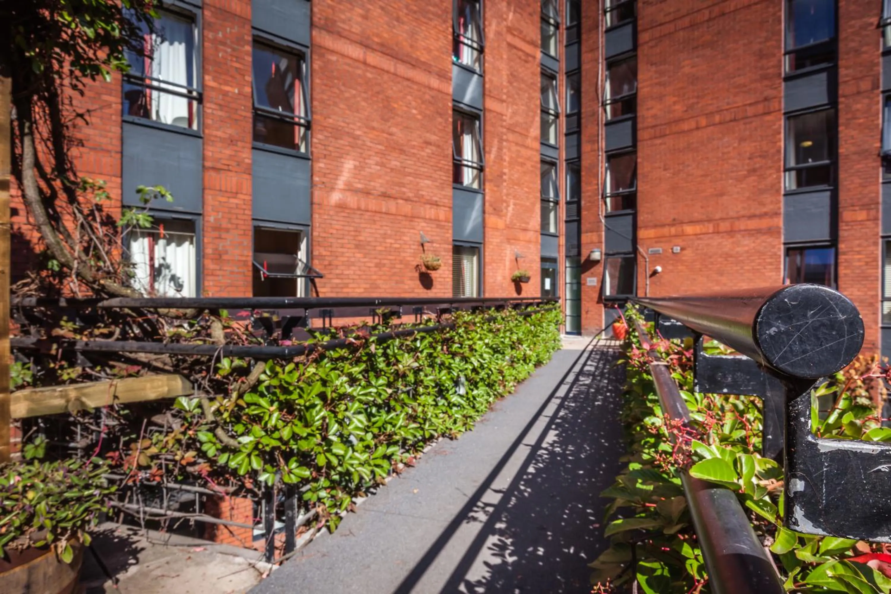 Facade/entrance in LSE Rosebery Hall