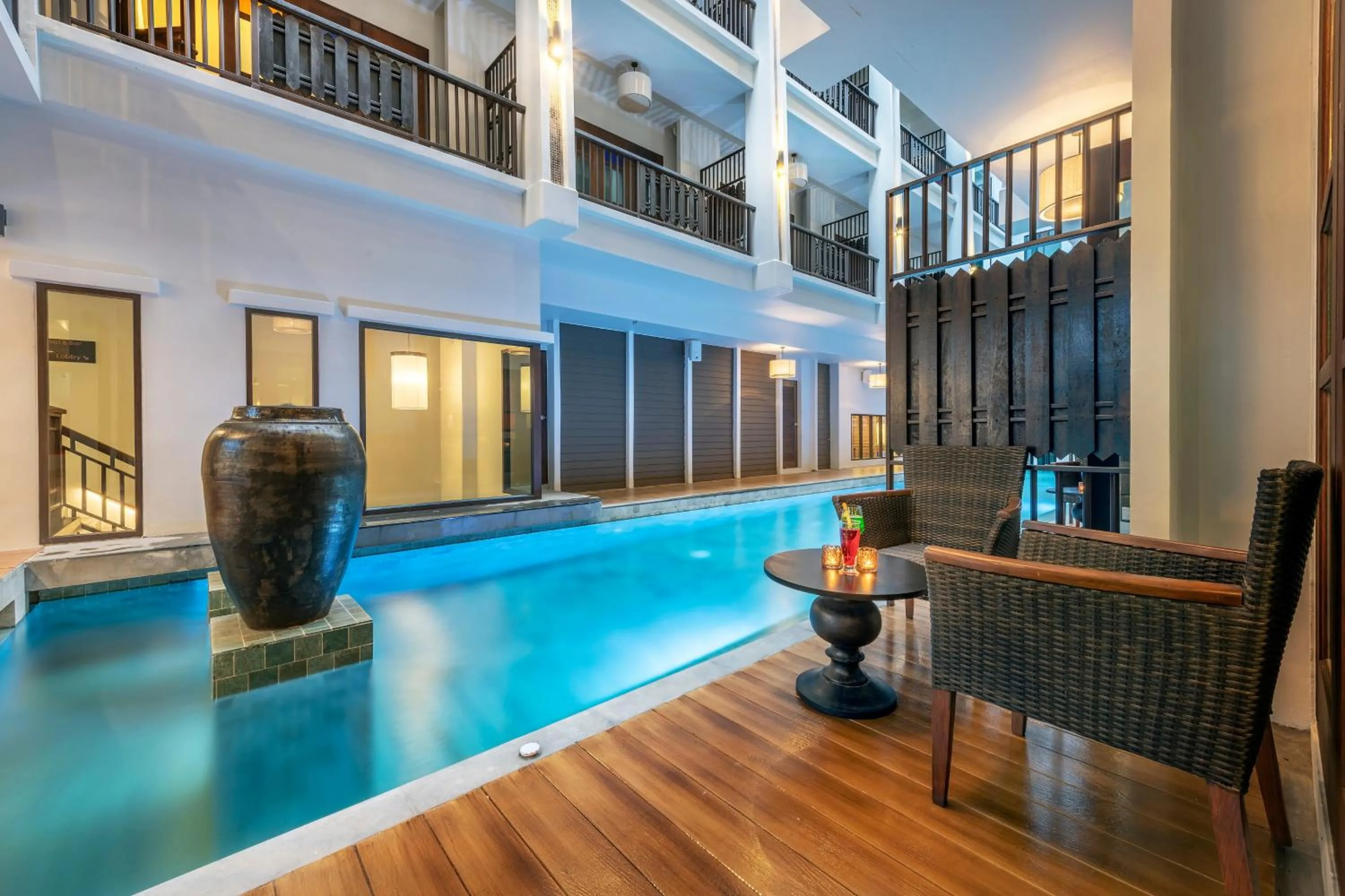 Swimming pool in Monkham Village Hat Yai