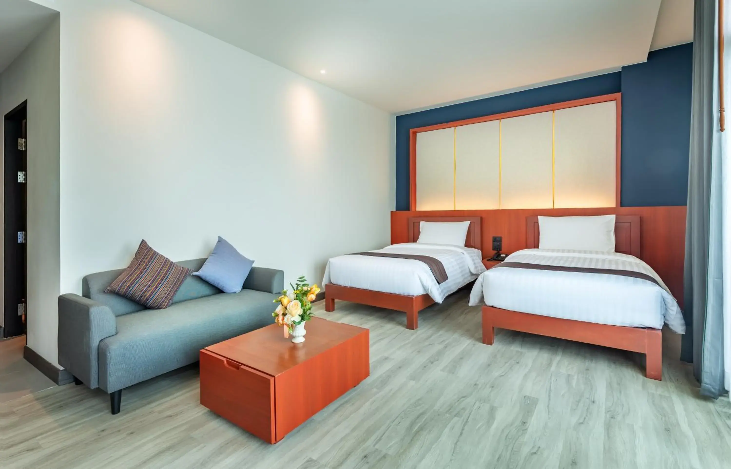 Superior Twin Bed with Garden View in Monkham Village Hat Yai Superior Twin Bed with Garden View in Monkham Village Hat Yai