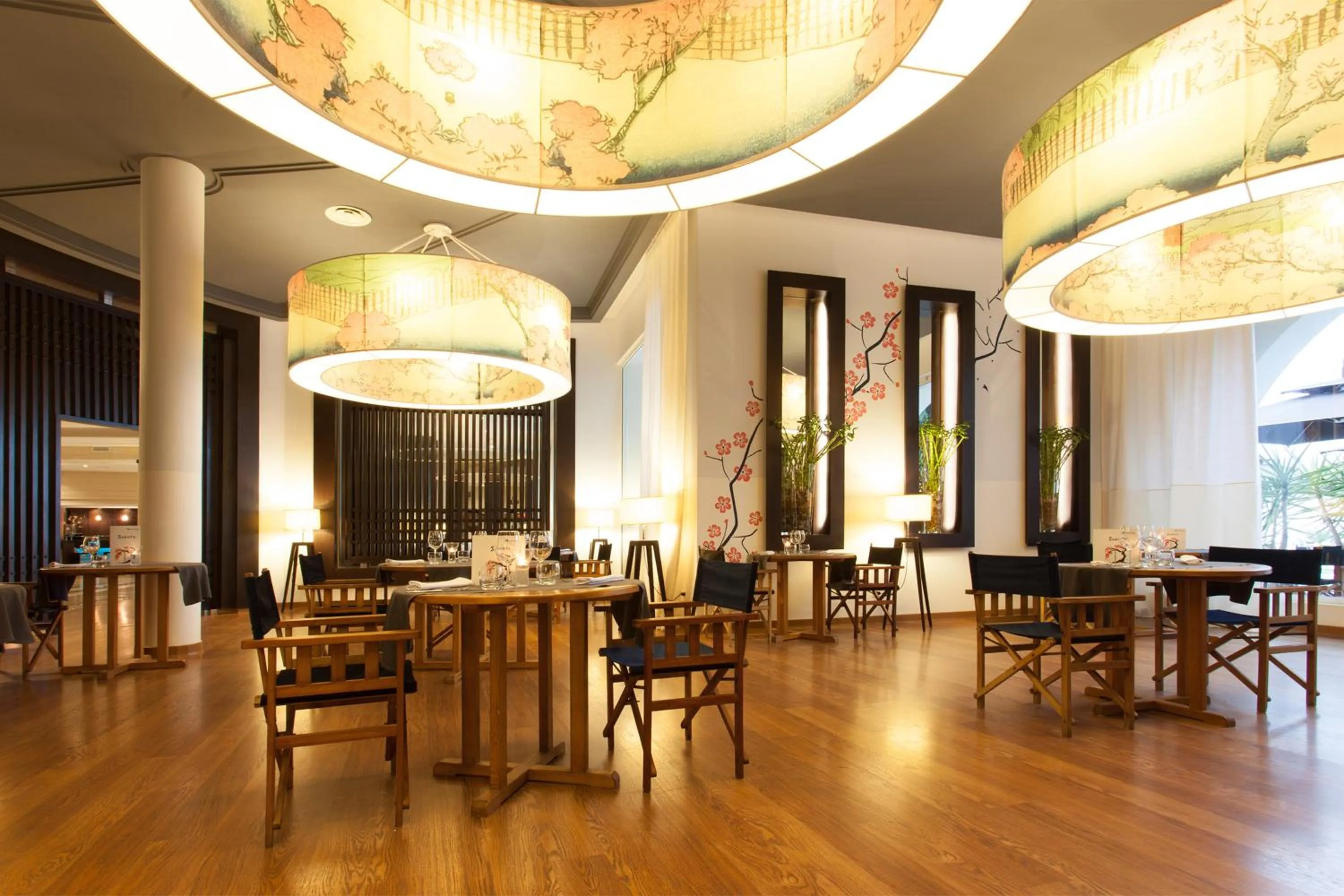 Restaurant/places to eat in Le Sultan