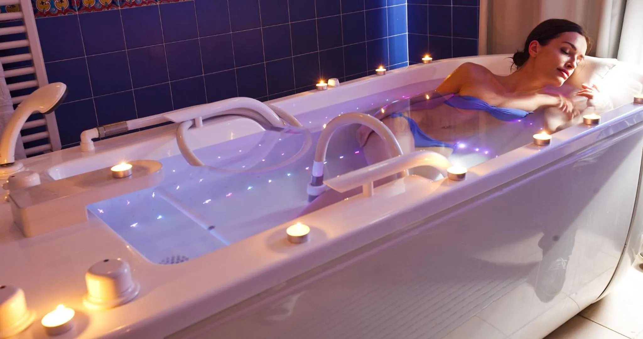 Hot Tub in El Mouradi Palm Marina - Couple et Famille uniquement