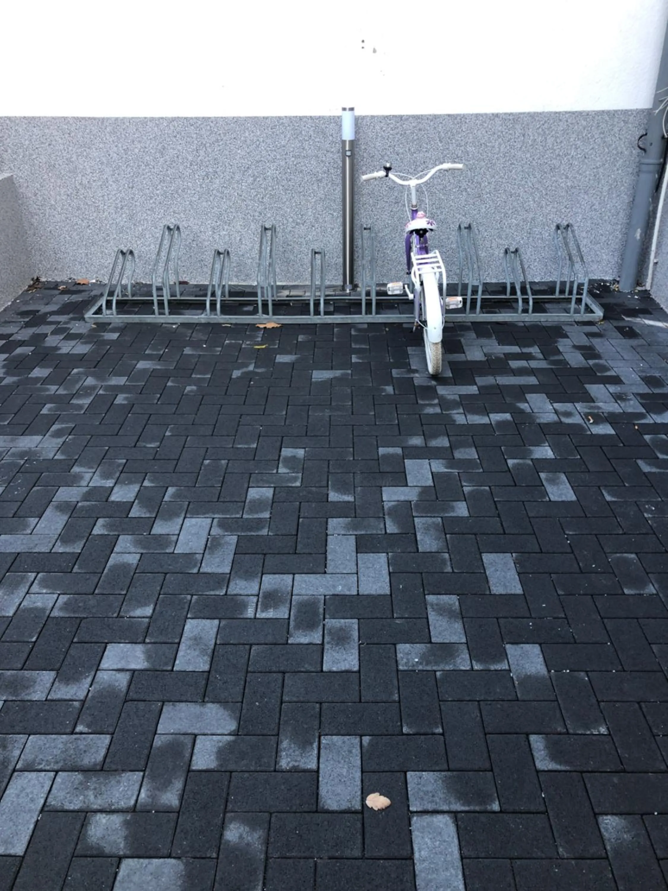 Patio in Apartment 4 Rent