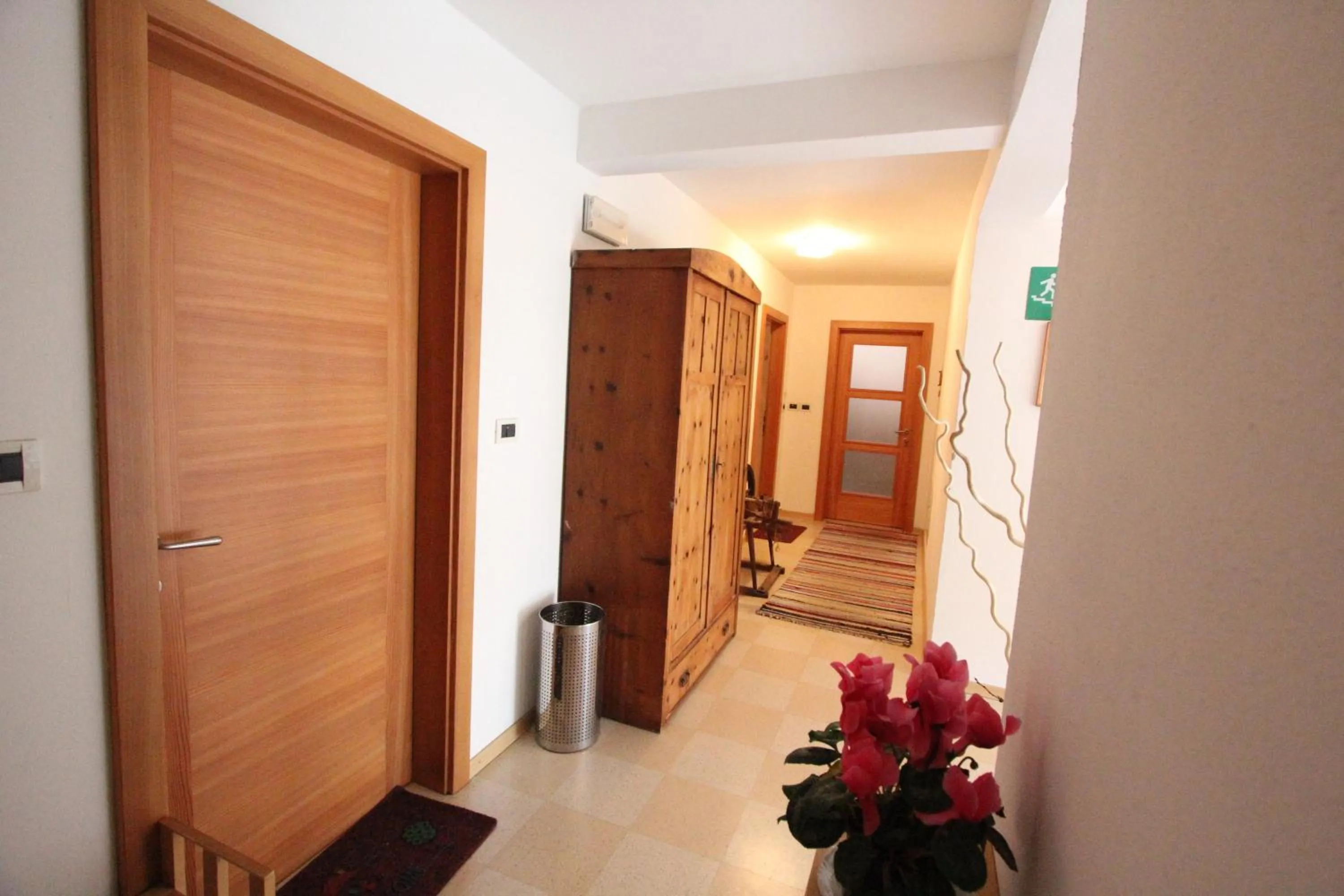 Other in Residence Hofer