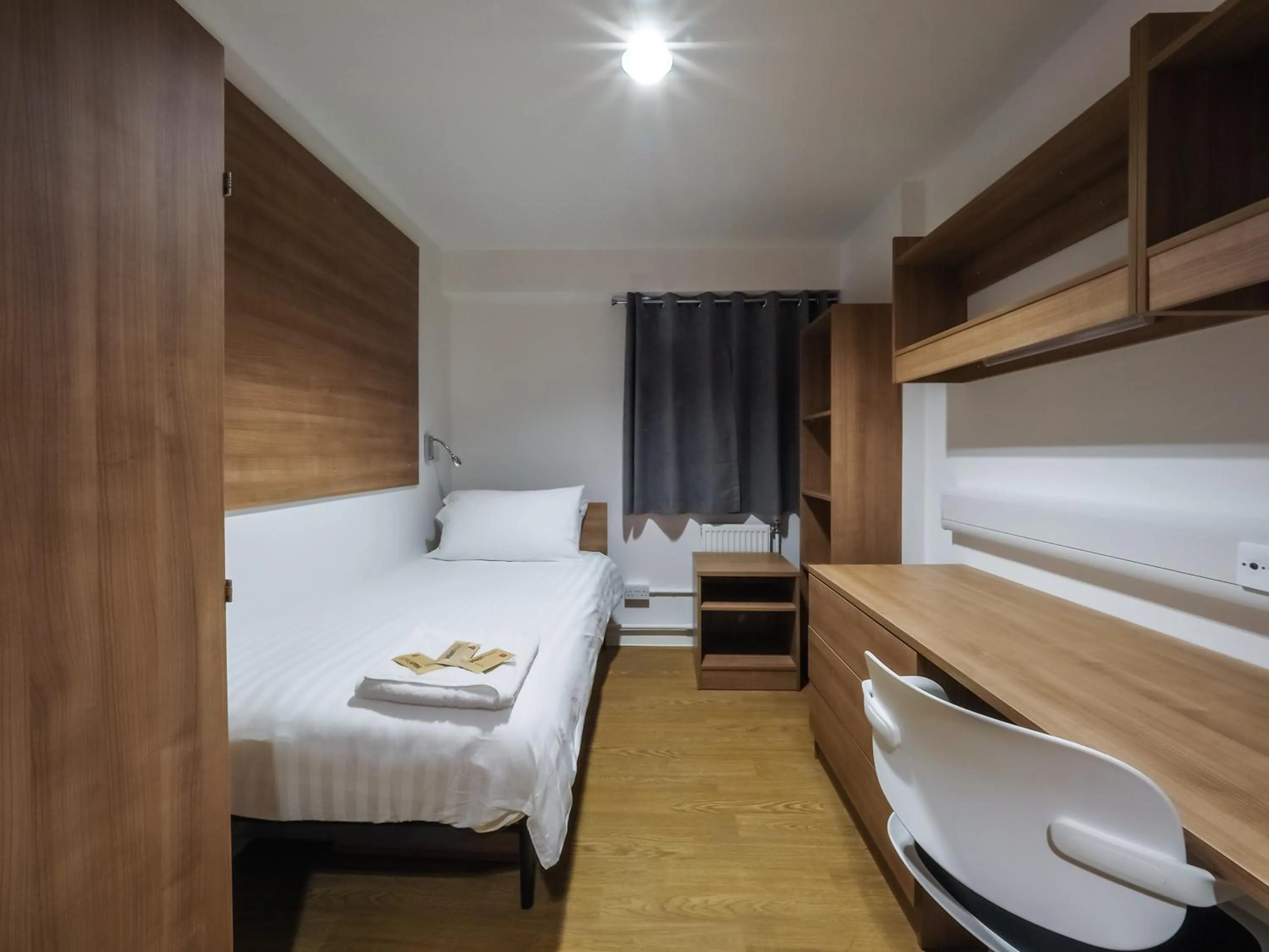 Bed in LSE High Holborn