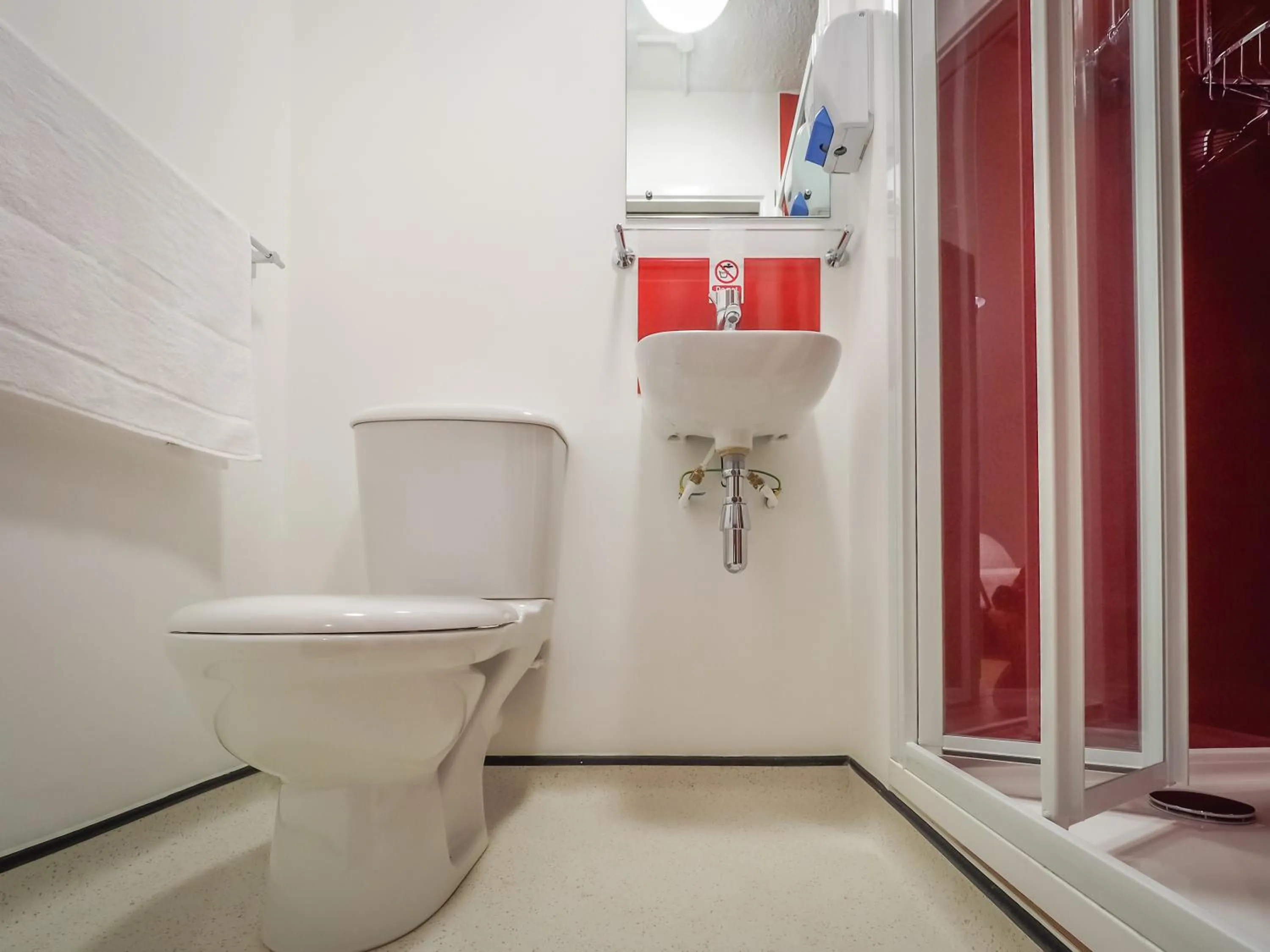 Bathroom in LSE High Holborn