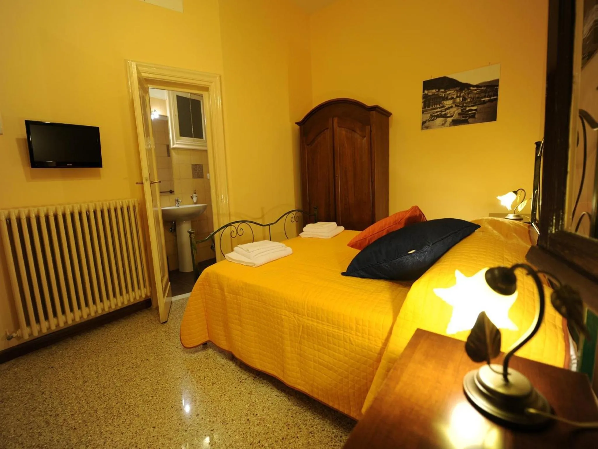 Photo of the whole room in Barone Bed and Breakfast