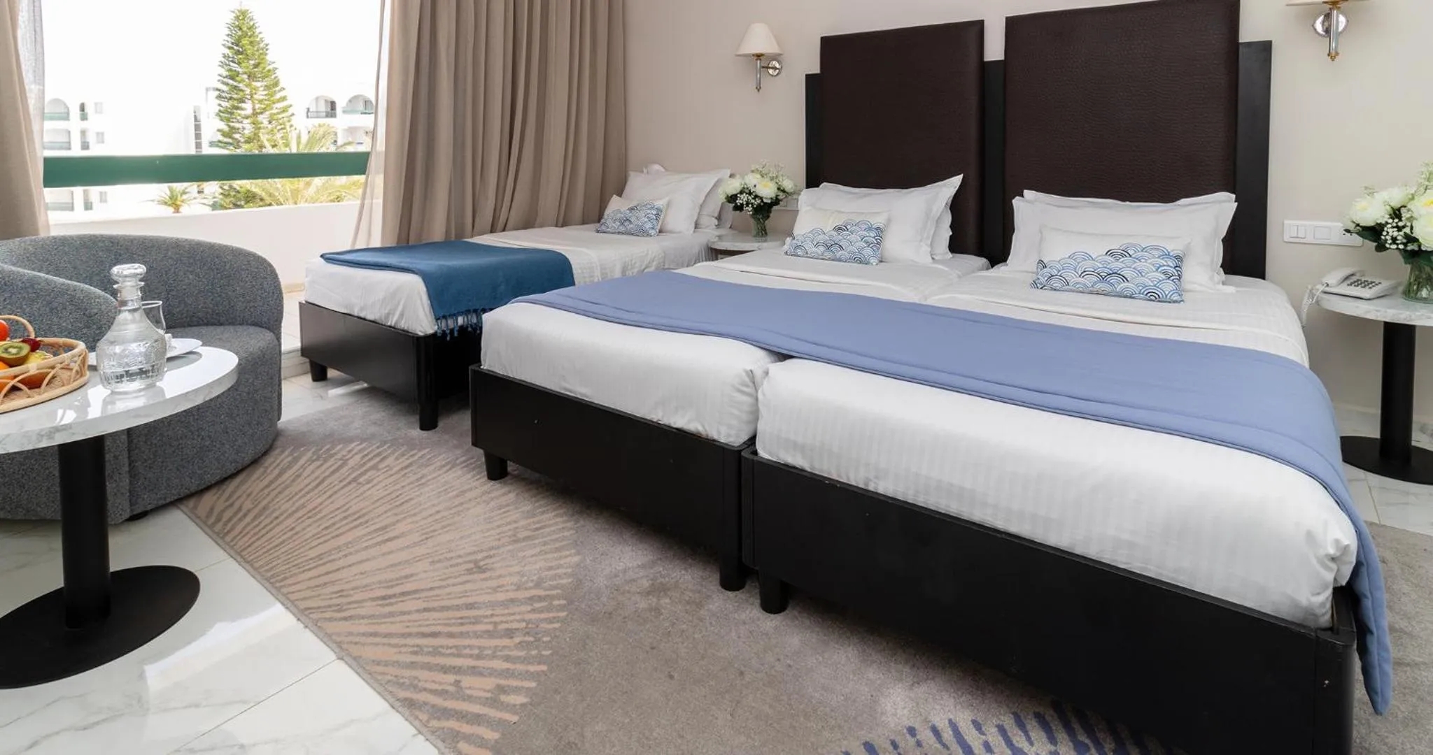 Bed in El Mouradi Palace- Couple et Famille uniquement