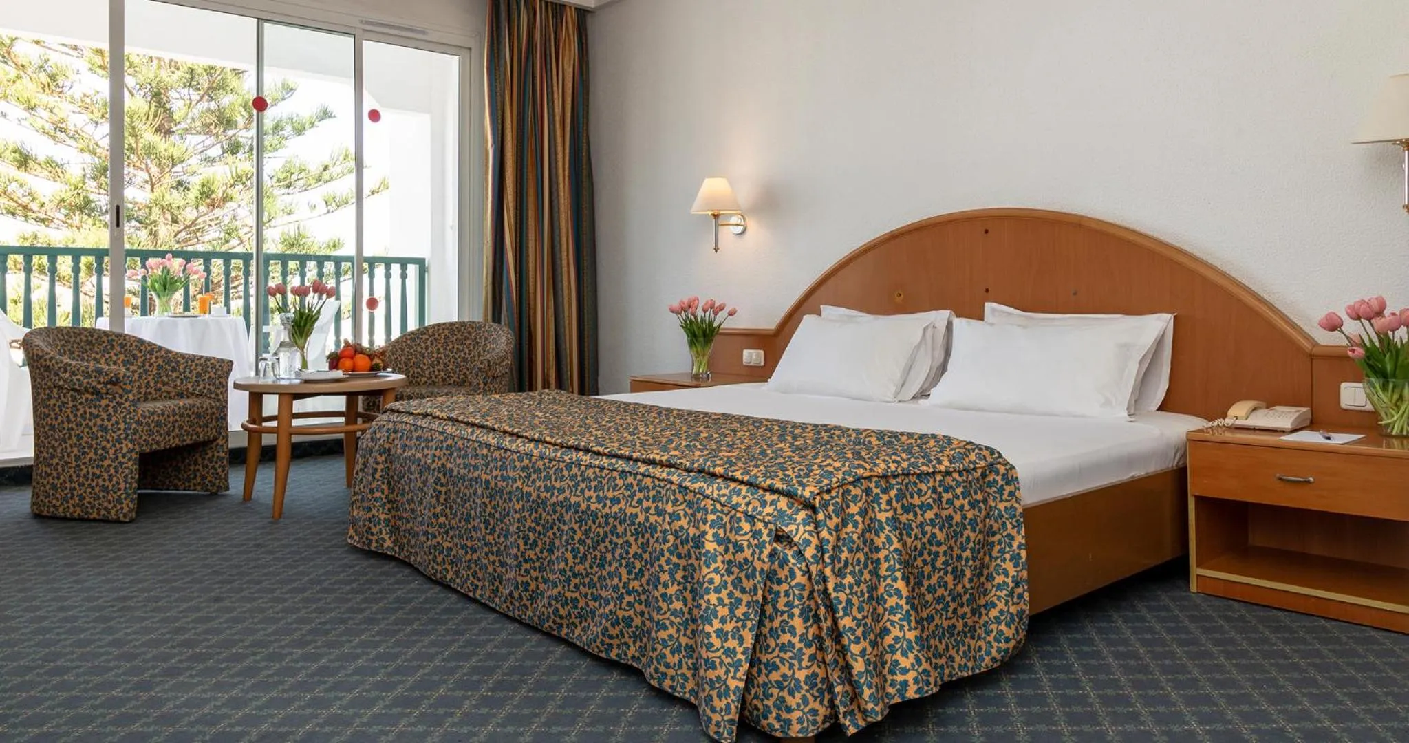 Bedroom, Bed in El Mouradi Palace- Couple et Famille uniquement