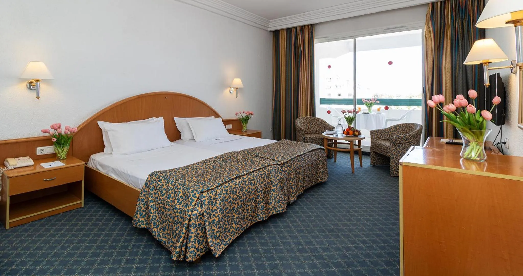 Bedroom, Bed in El Mouradi Palace- Couple et Famille uniquement