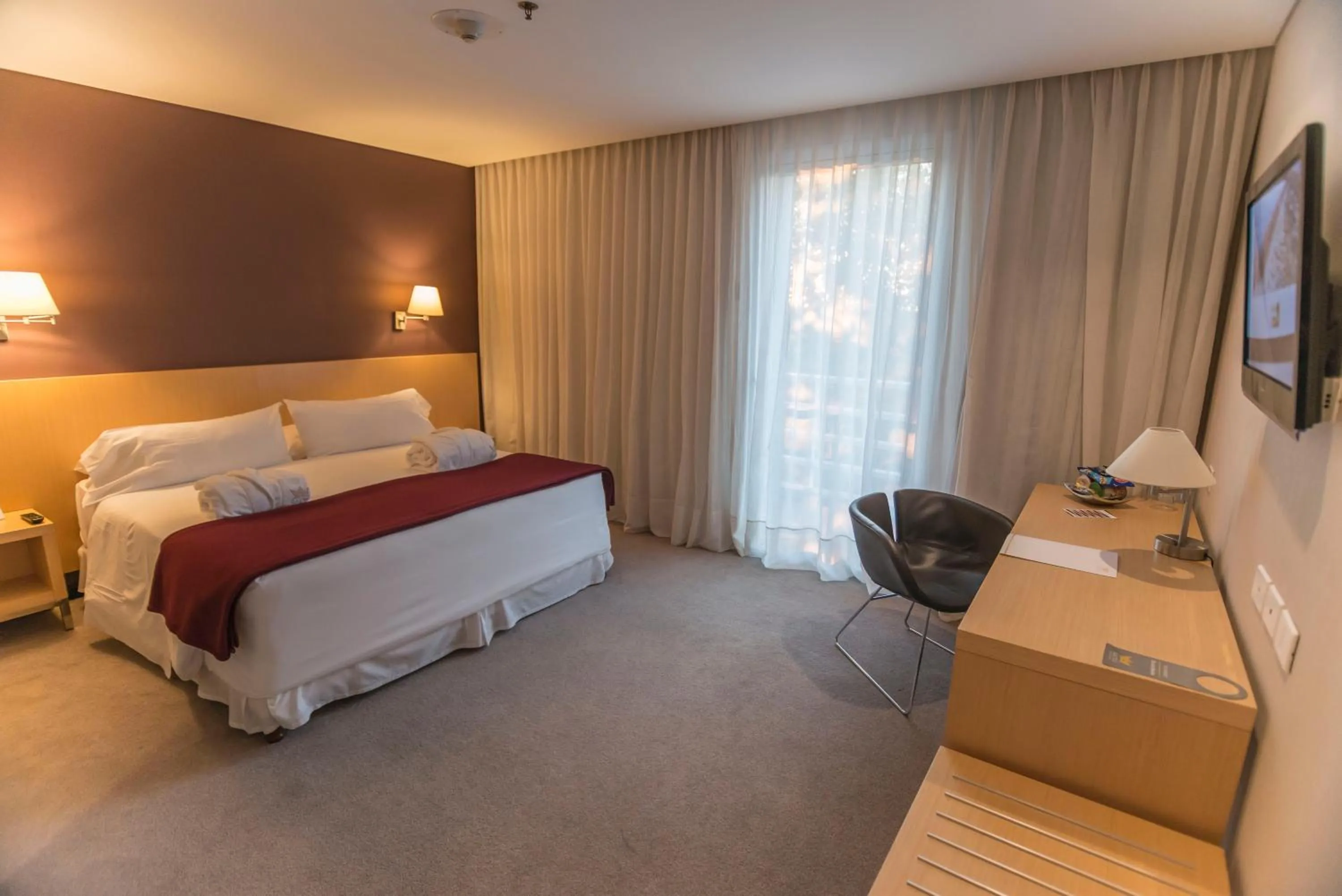 Photo of the whole room, Bed in Salto Hotel y Casino