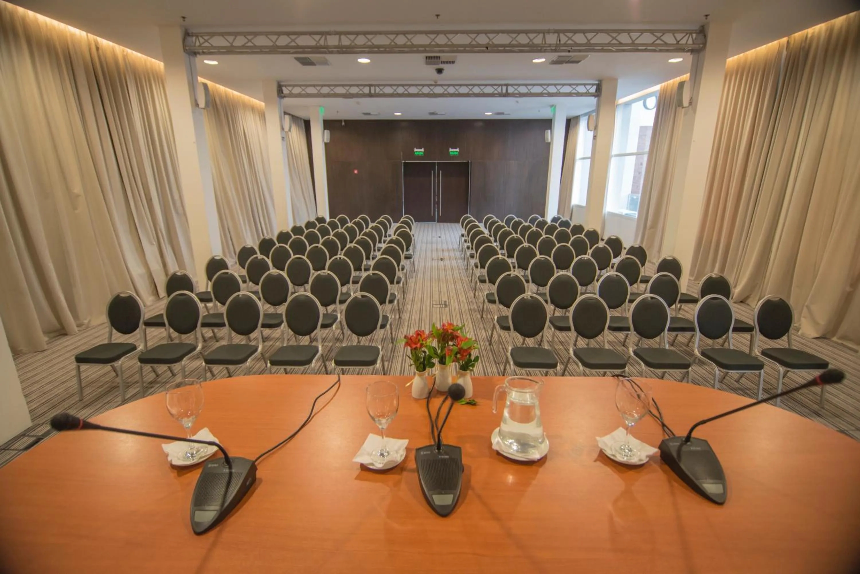 Business facilities in Salto Hotel y Casino