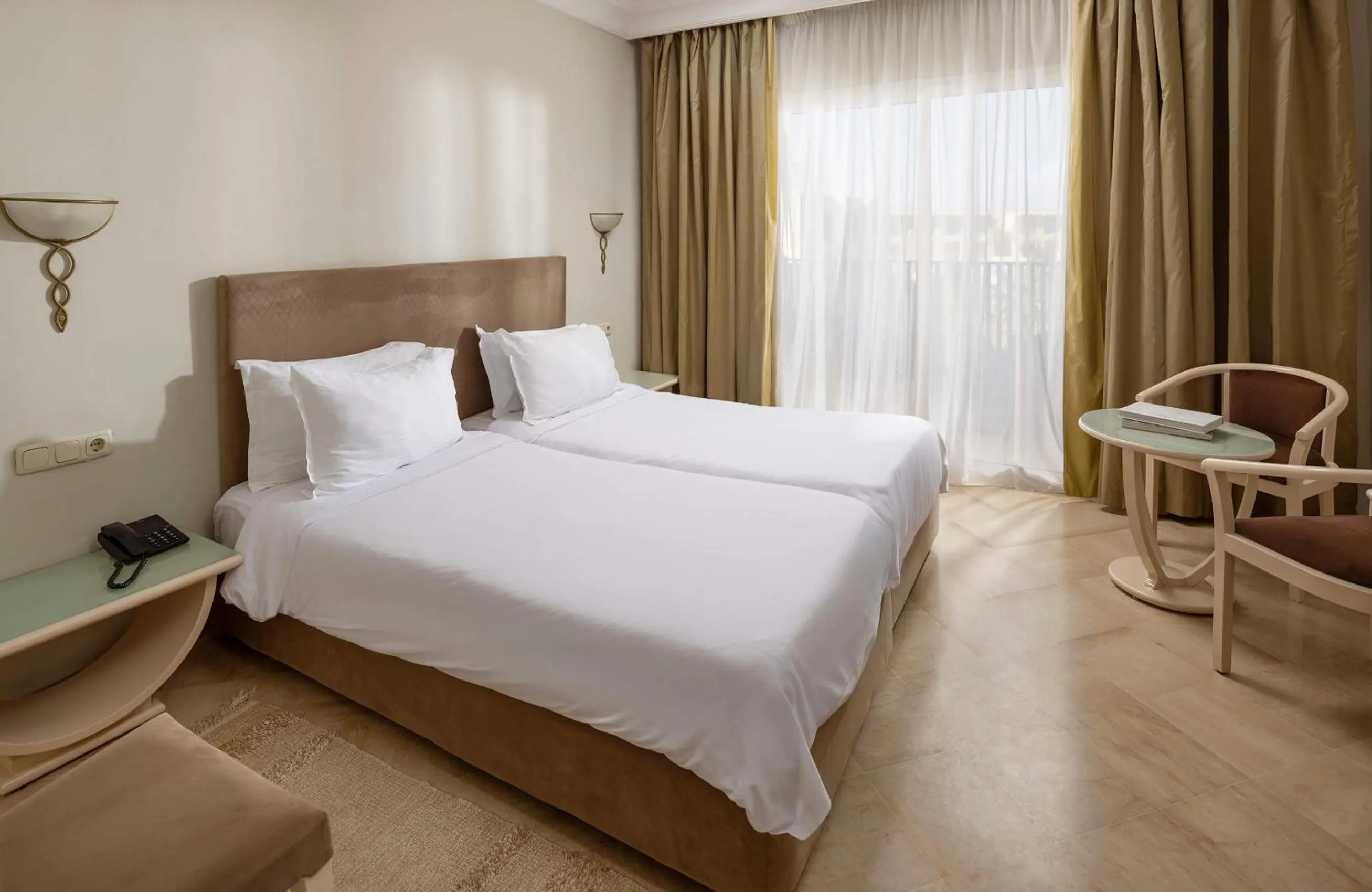 Bed in Ramada Plaza by Wyndham Tunis