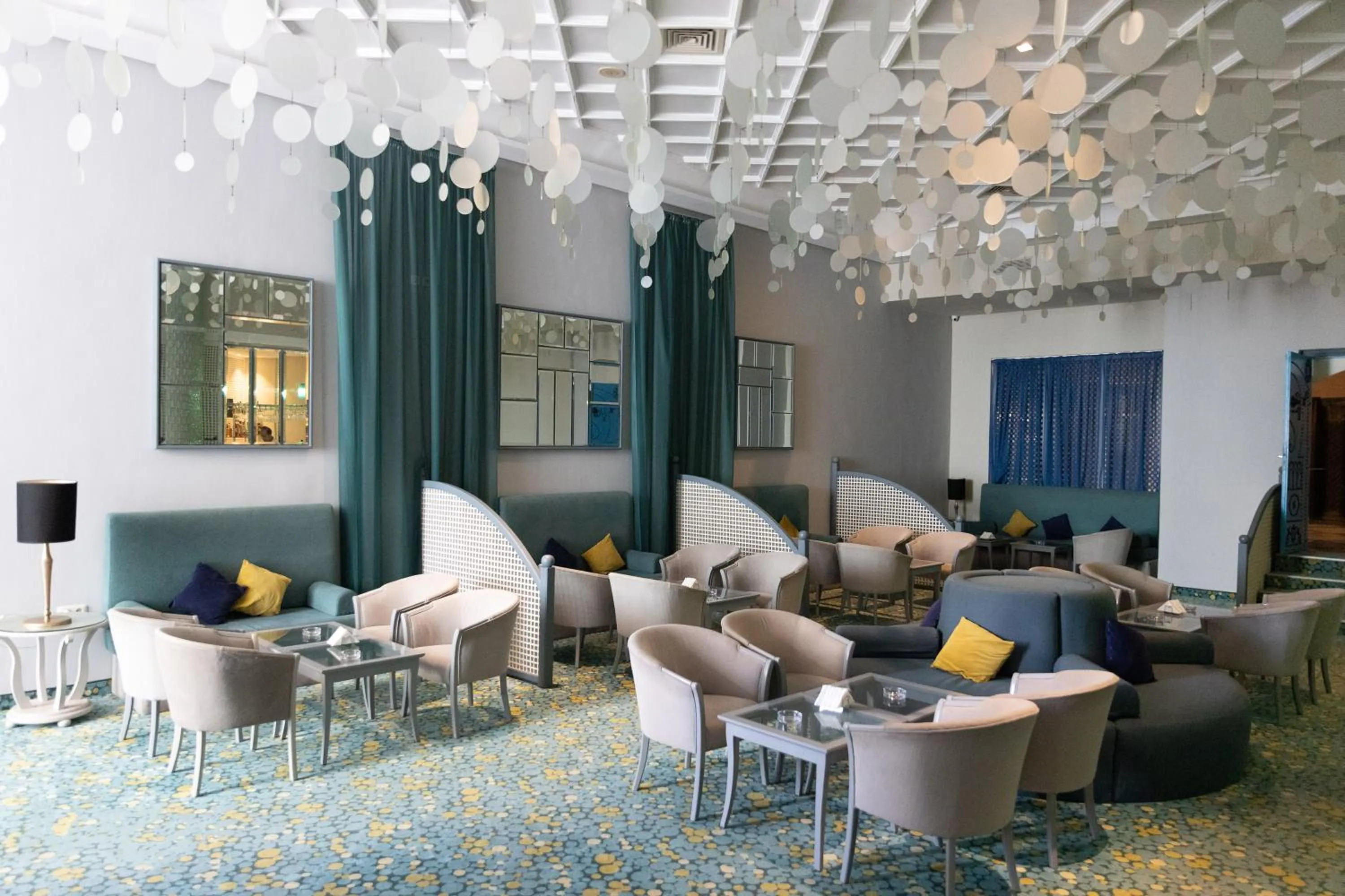 Lounge or bar in Ramada Plaza by Wyndham Tunis