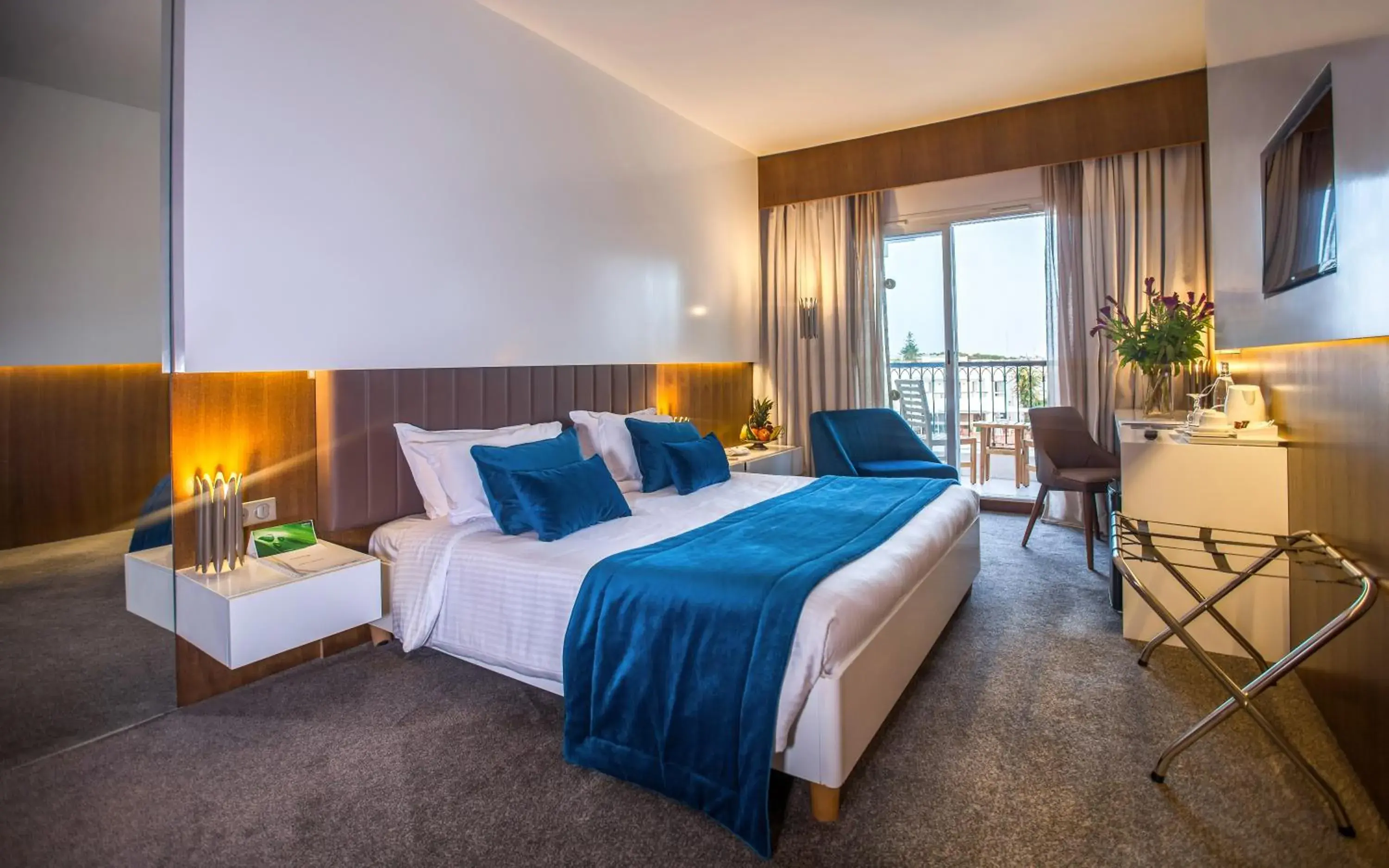 Business Single Room in El Mouradi Gammarth Business Single Room in El Mouradi Gammarth