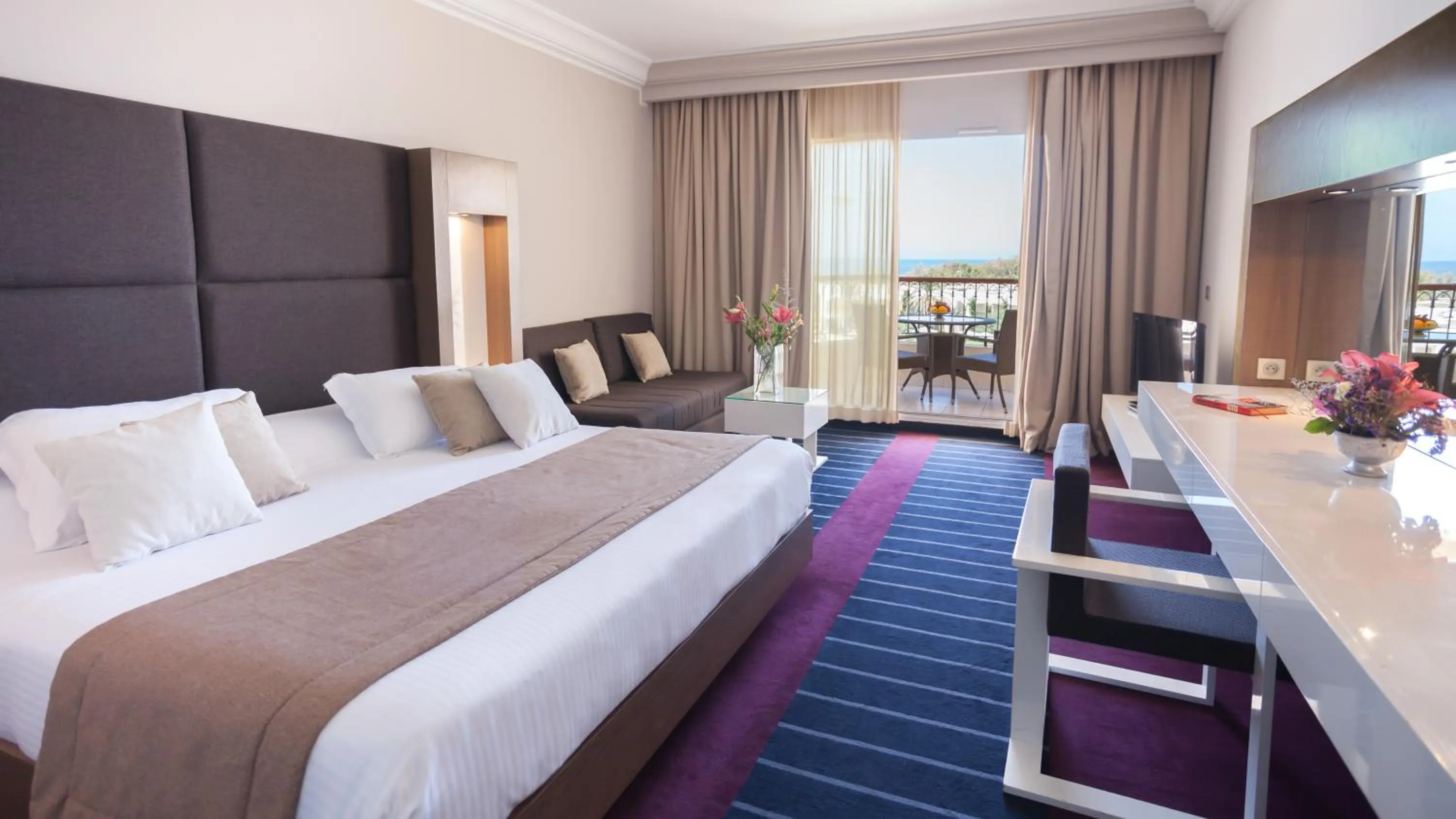 Bed in El Mouradi Gammarth