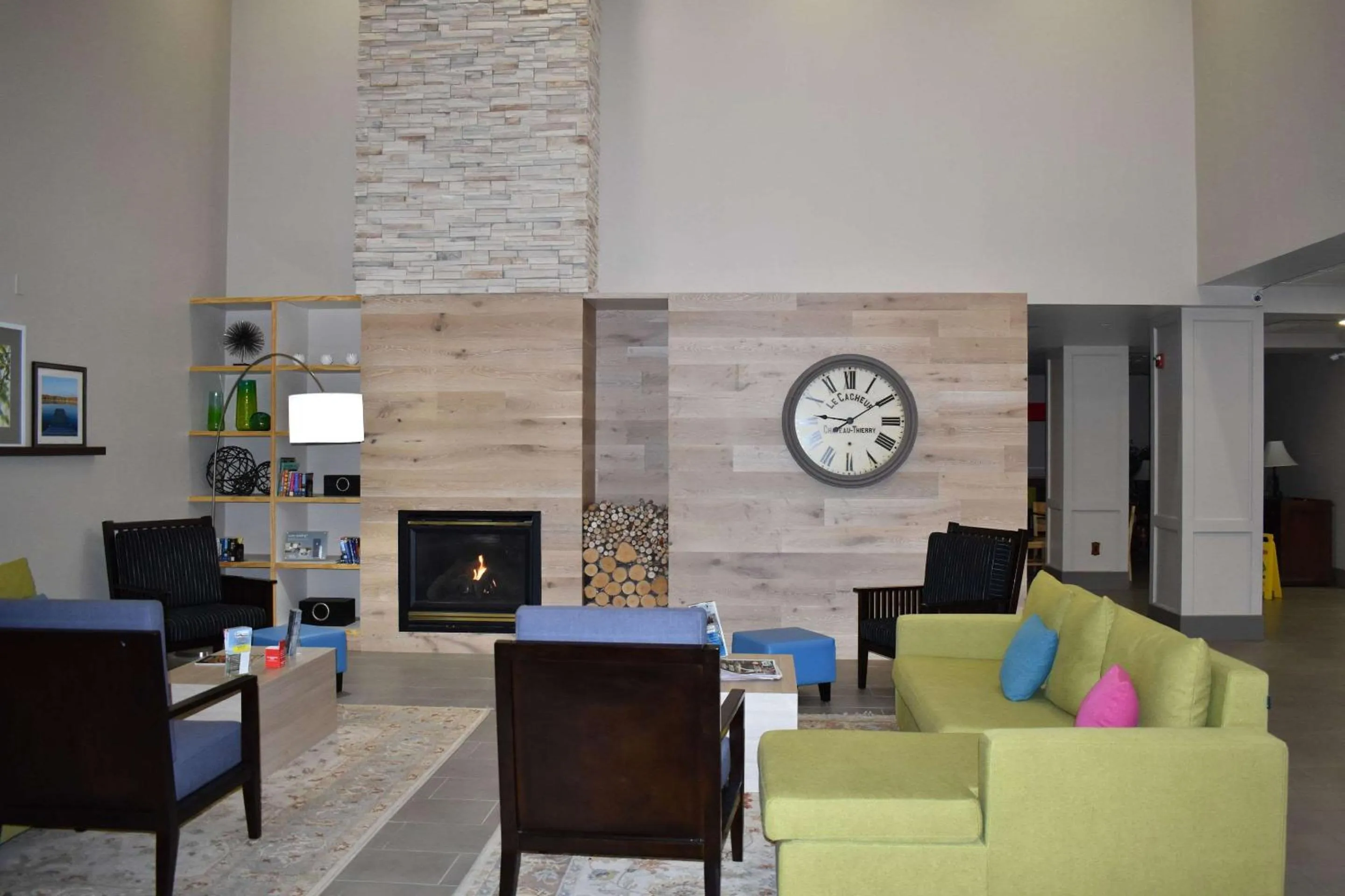 Lobby or reception in Country Inn & Suites by Radisson, Hagerstown, MD