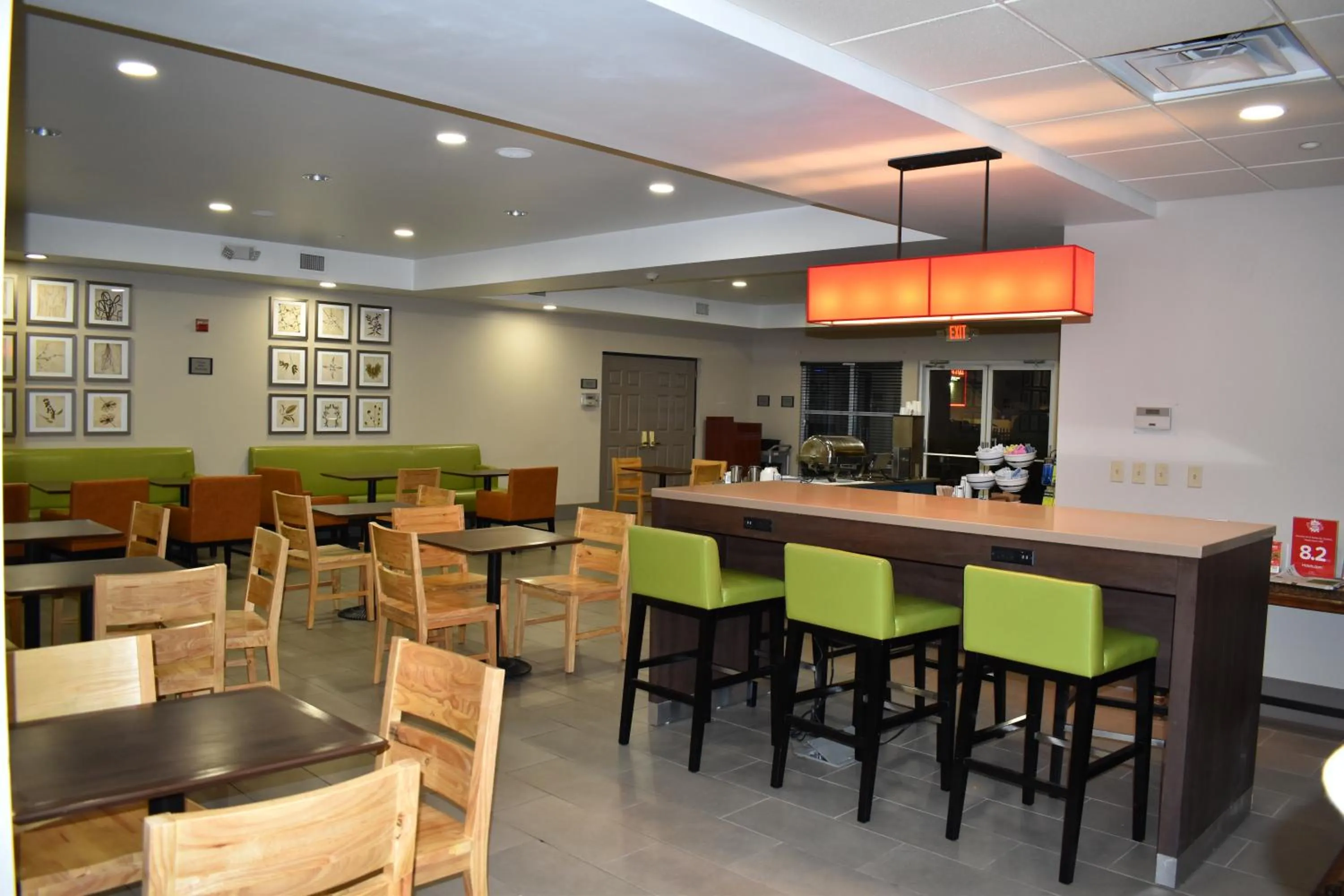 Restaurant/places to eat in Country Inn & Suites by Radisson, Hagerstown, MD