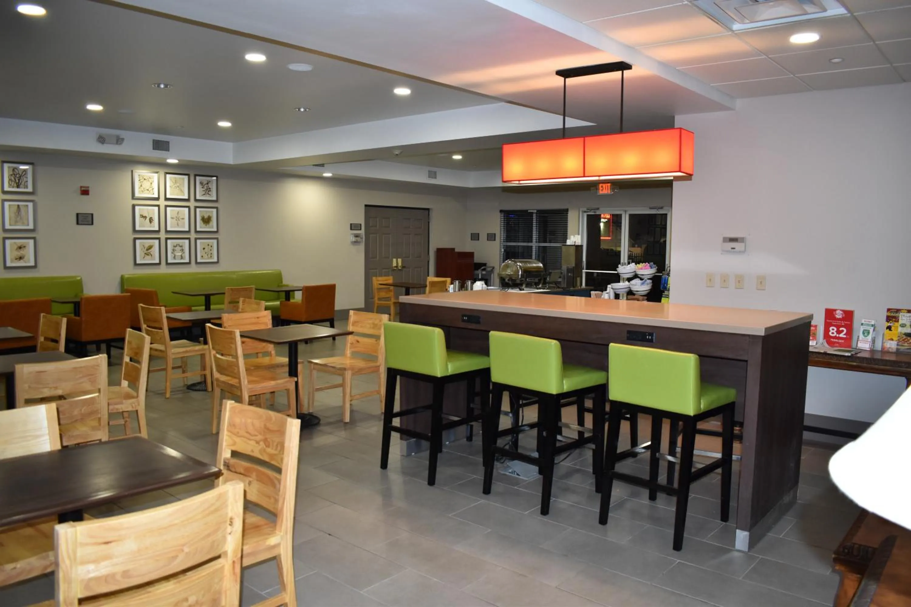 Restaurant/places to eat in Country Inn & Suites by Radisson, Hagerstown, MD