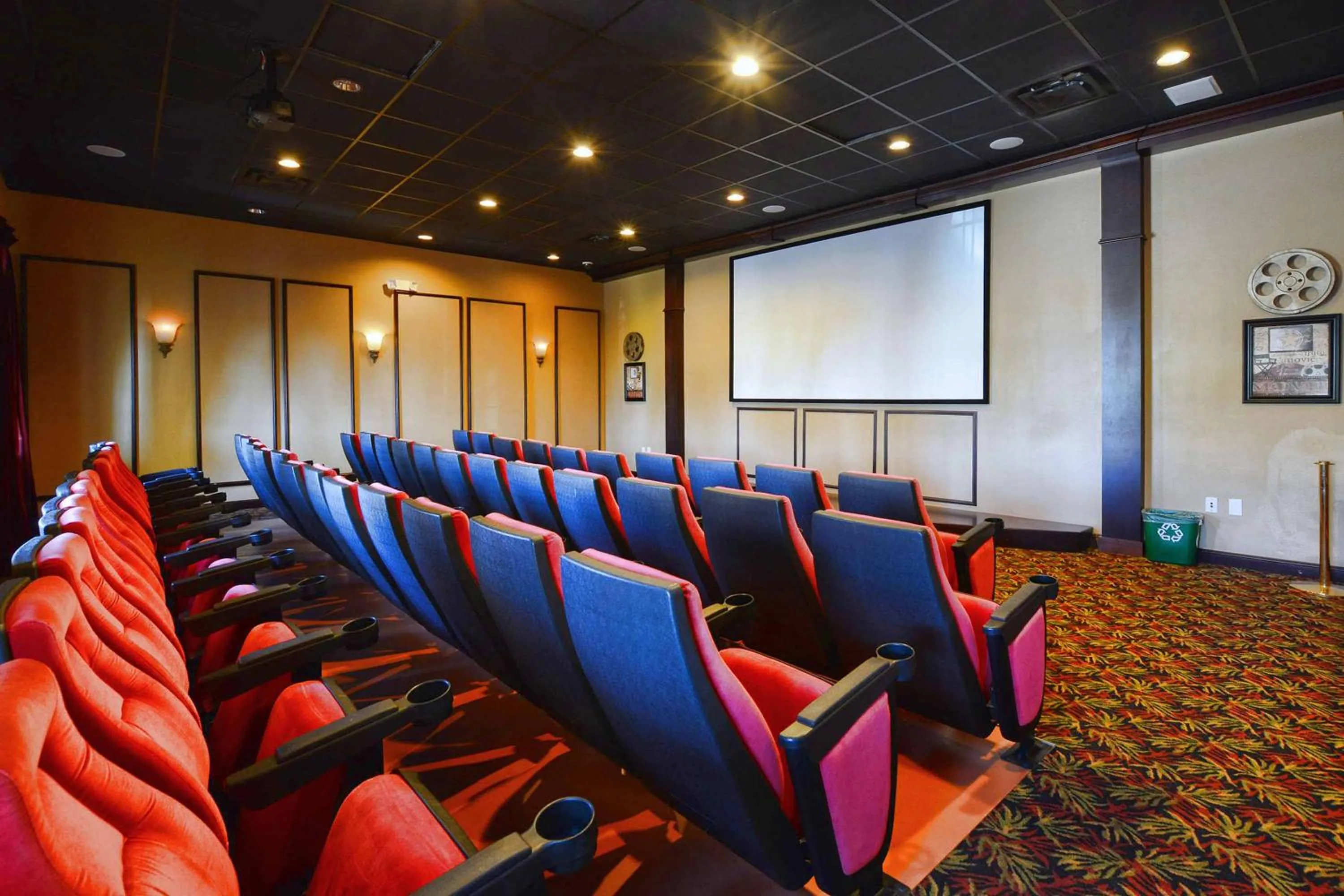 Property building in Paradise Palms-4 Bed Townhome W-Splashpool-3035Pp