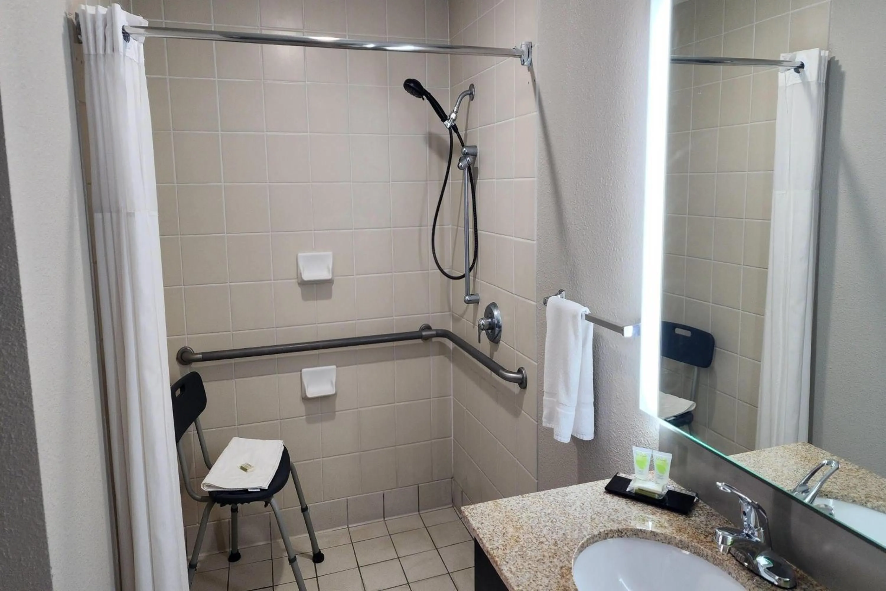 Bathroom in Days Inn by Wyndham Seguin TX