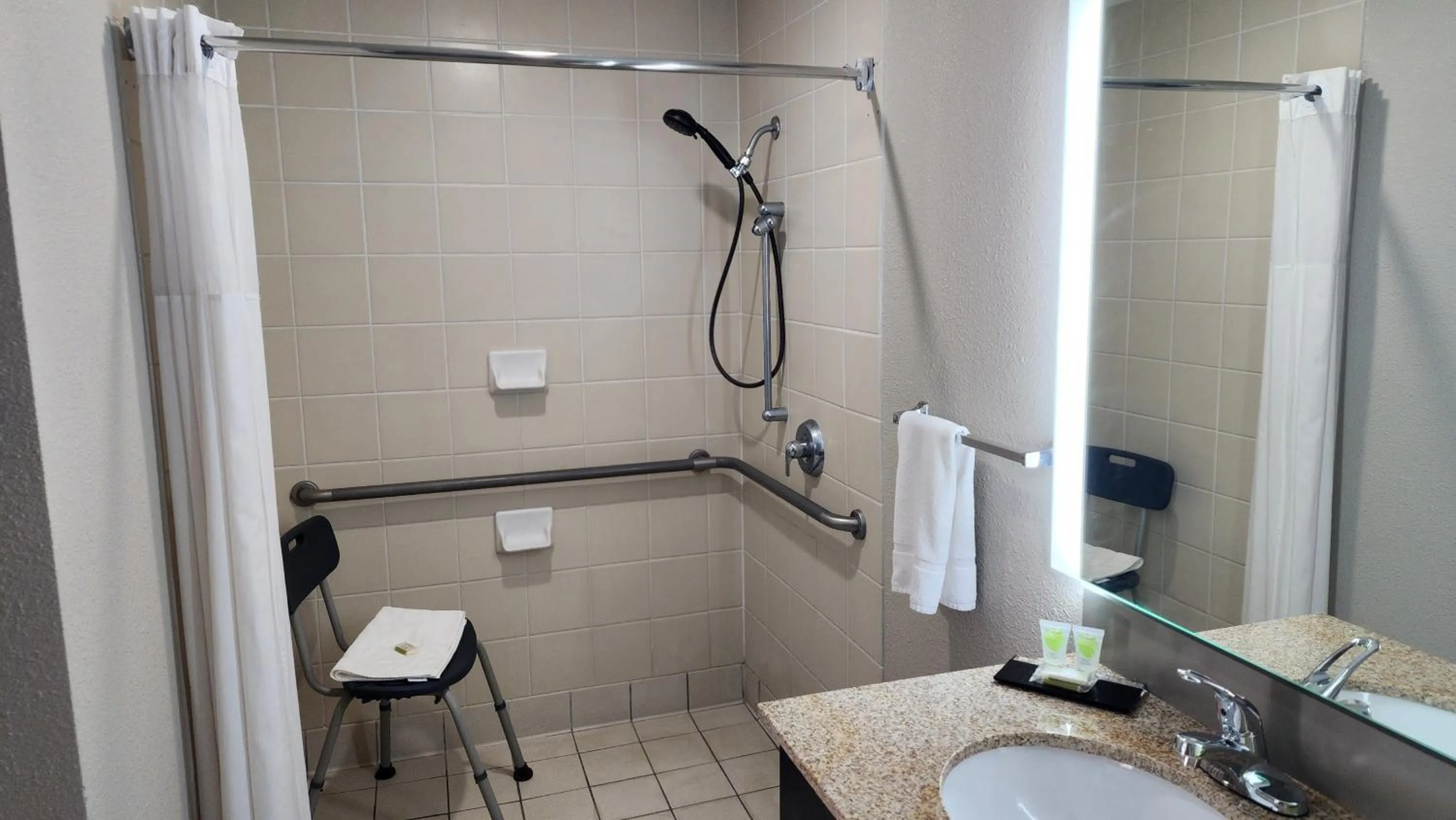 Bathroom in Days Inn by Wyndham Seguin TX