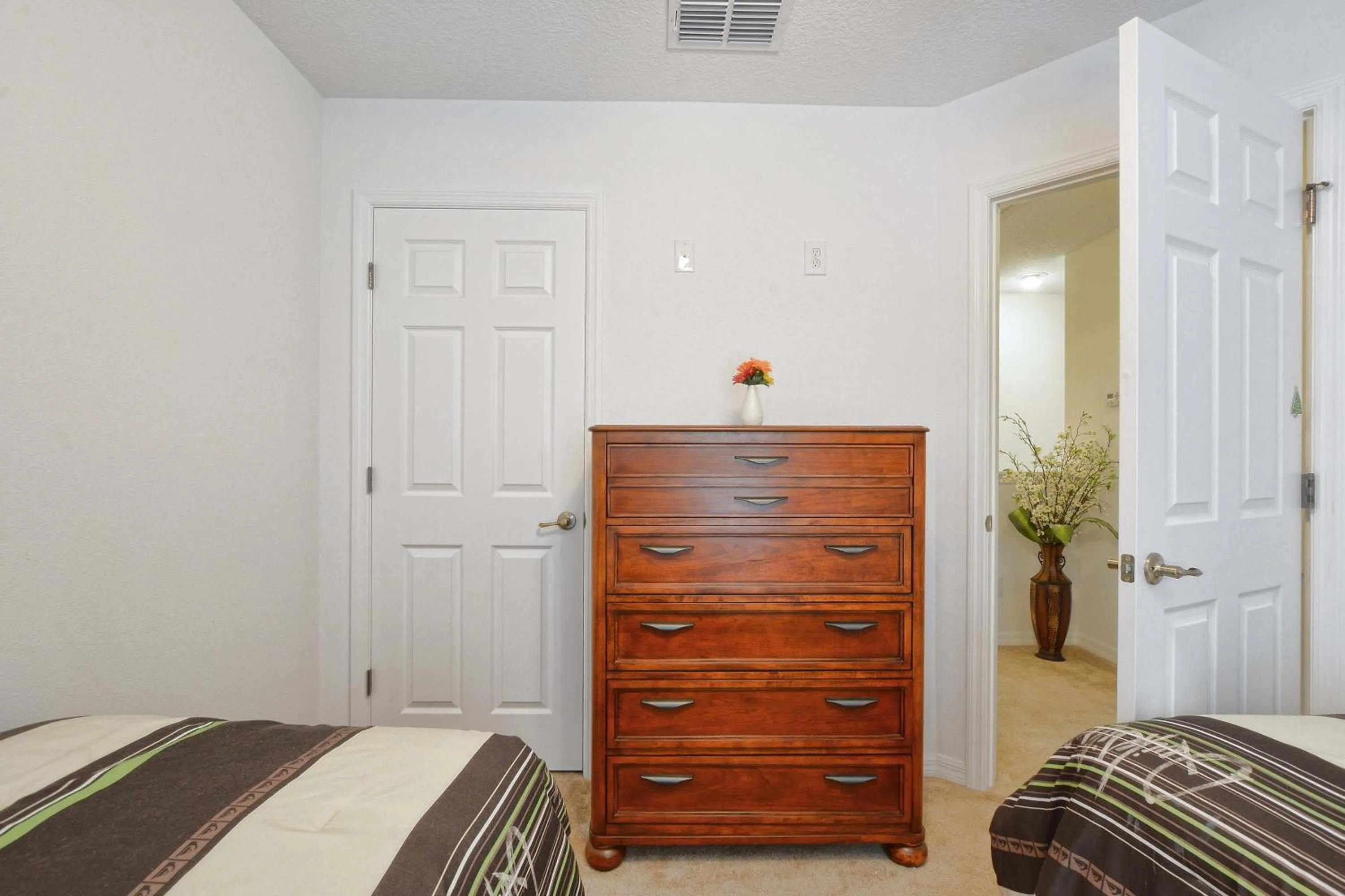 Property building, Bed in Encantada -4 Bedroom Townhome W- Splashpool-2651En