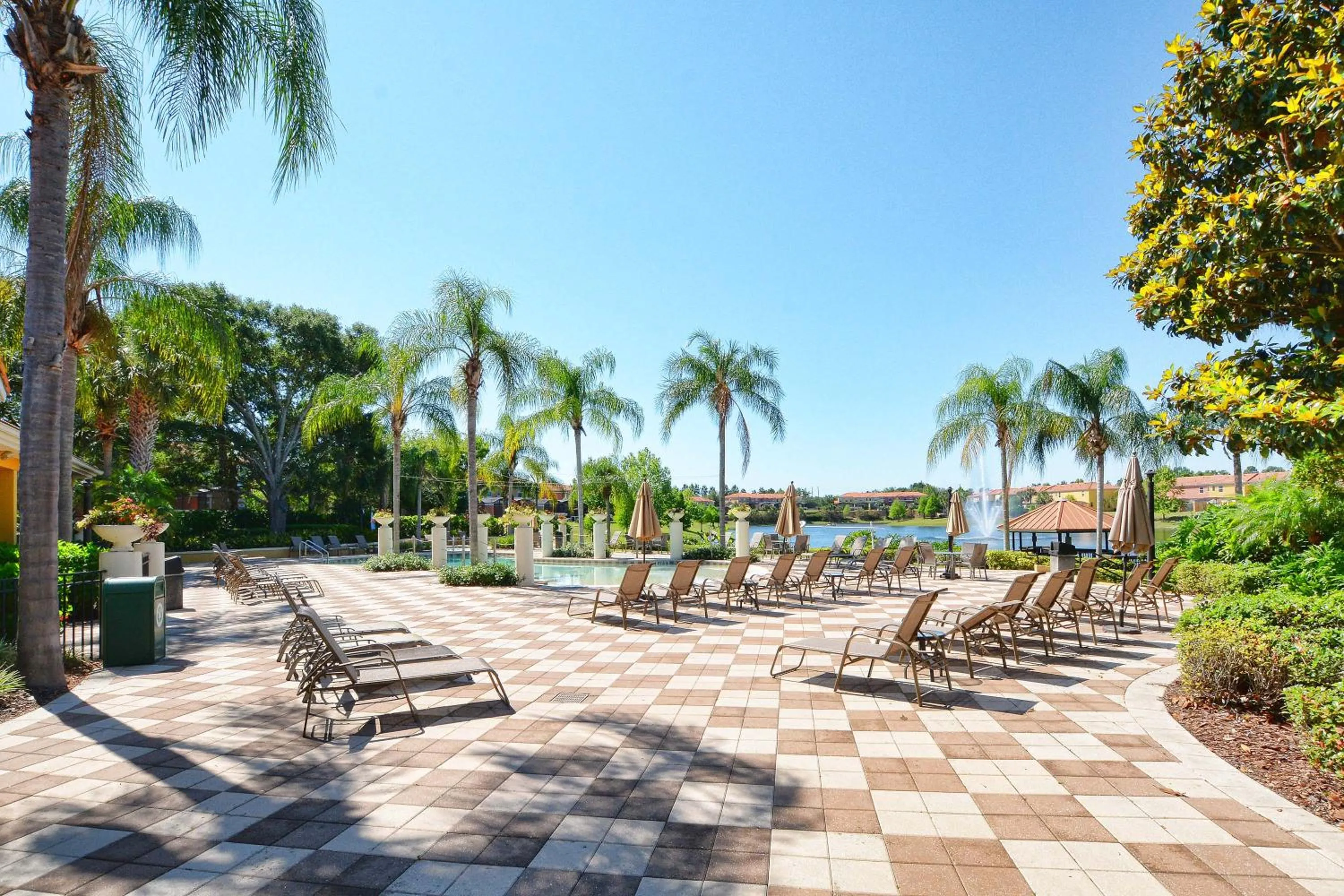 Property building in Encantada -4 Bedroom Townhome W- Splashpool-2651En