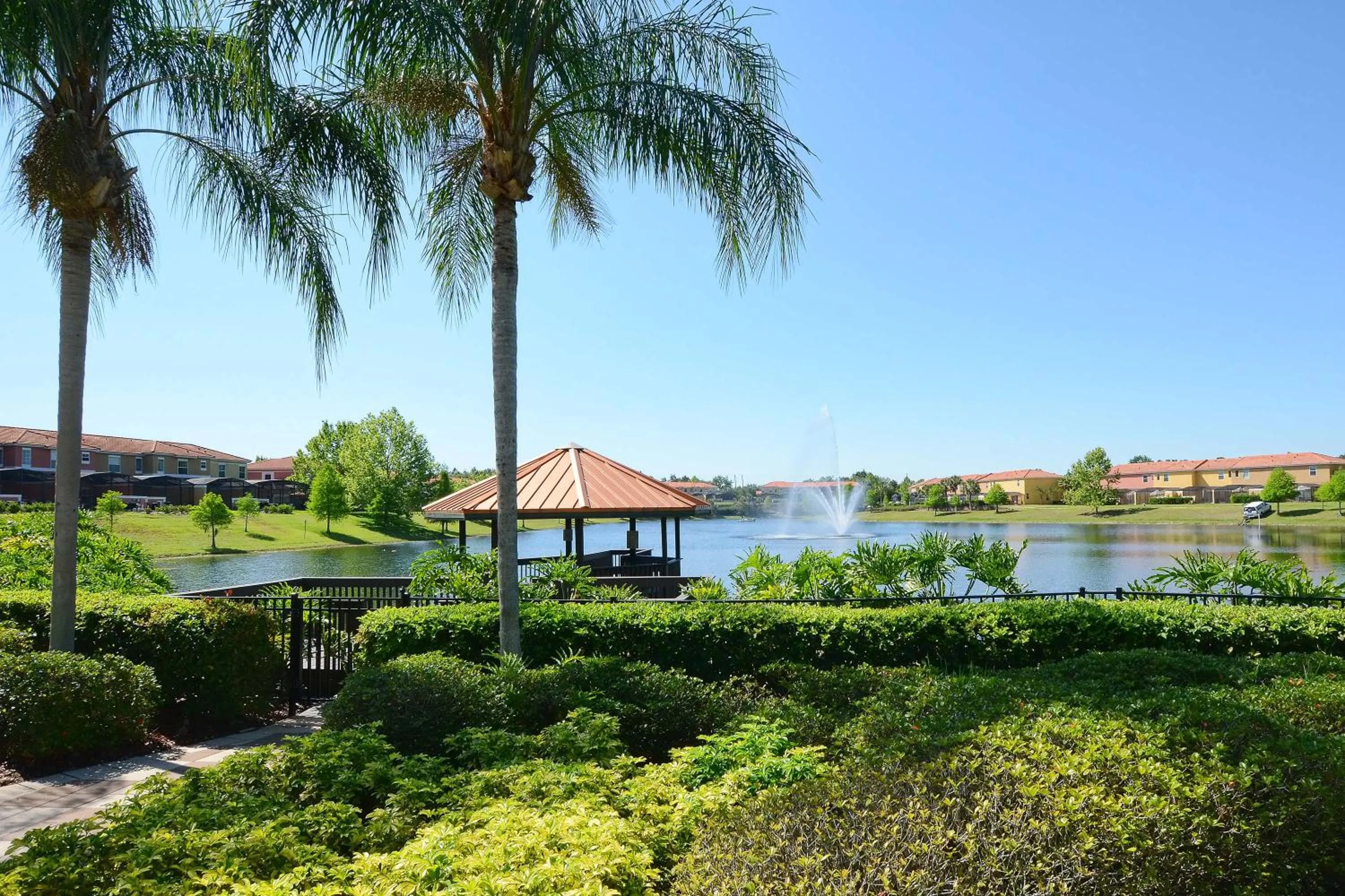 Property building in Encantada -4 Bedroom Townhome W- Splashpool-2651En