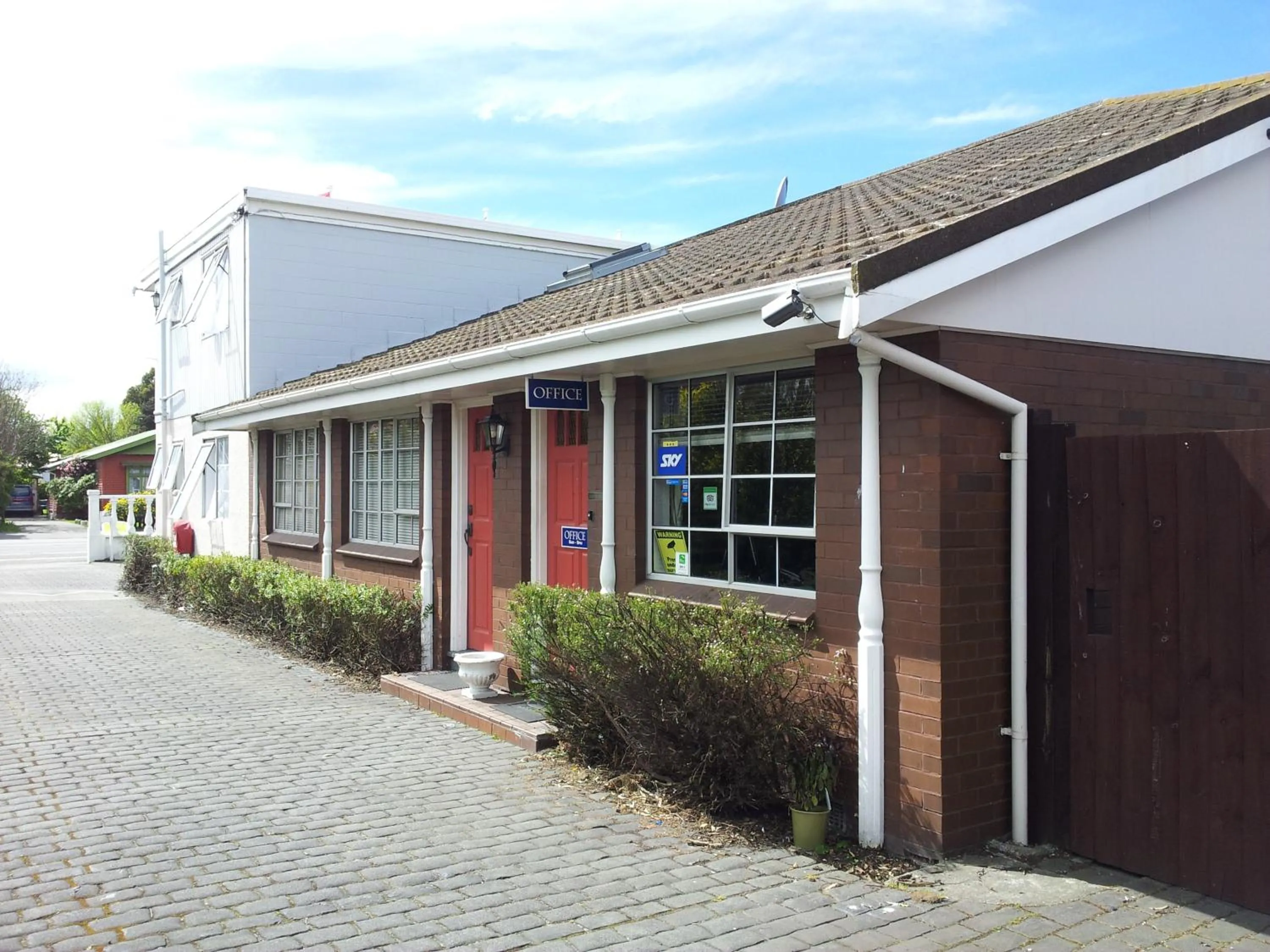 Business facilities in Ferry Motel