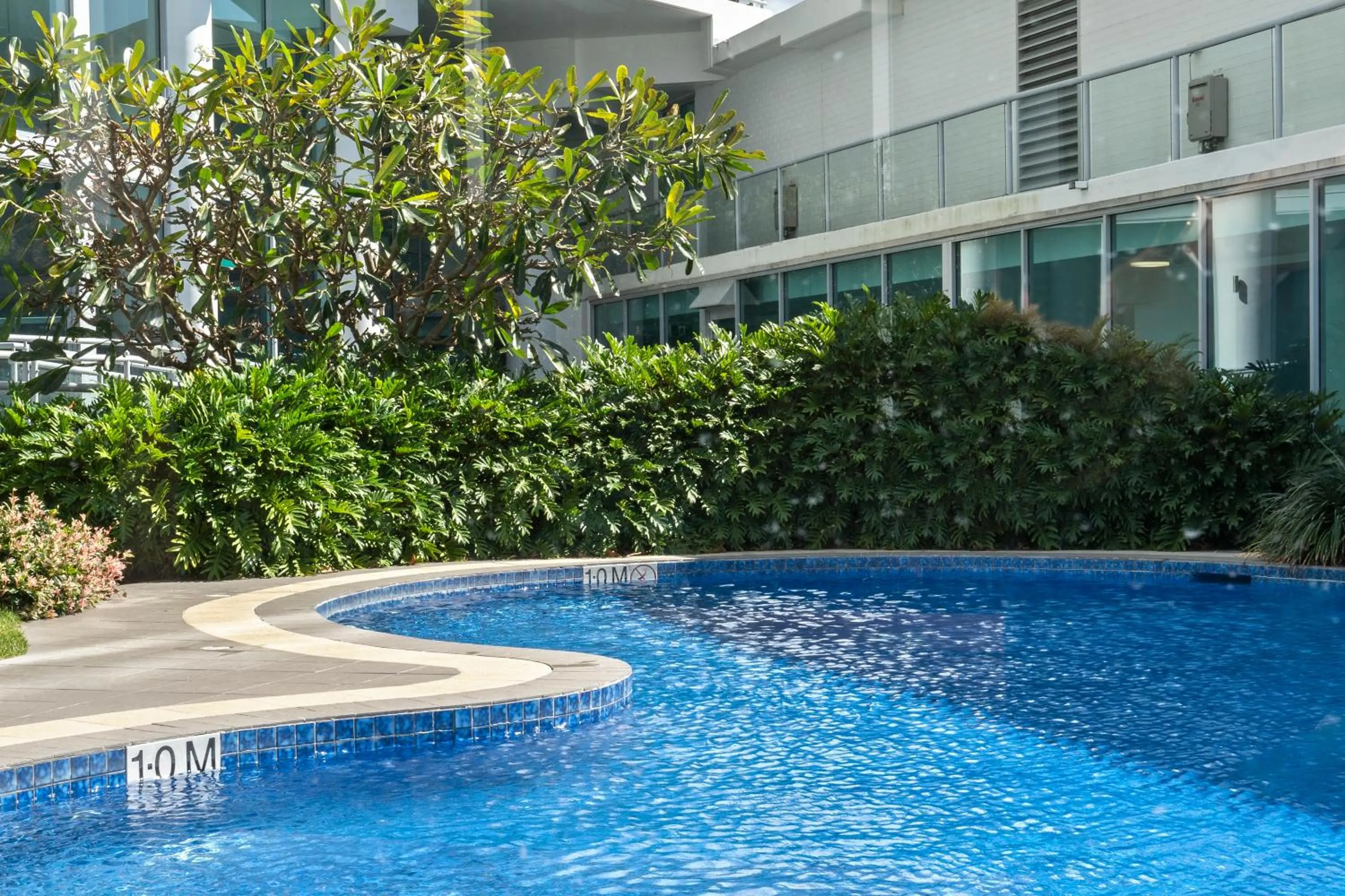 Swimming pool in Brighton Shores